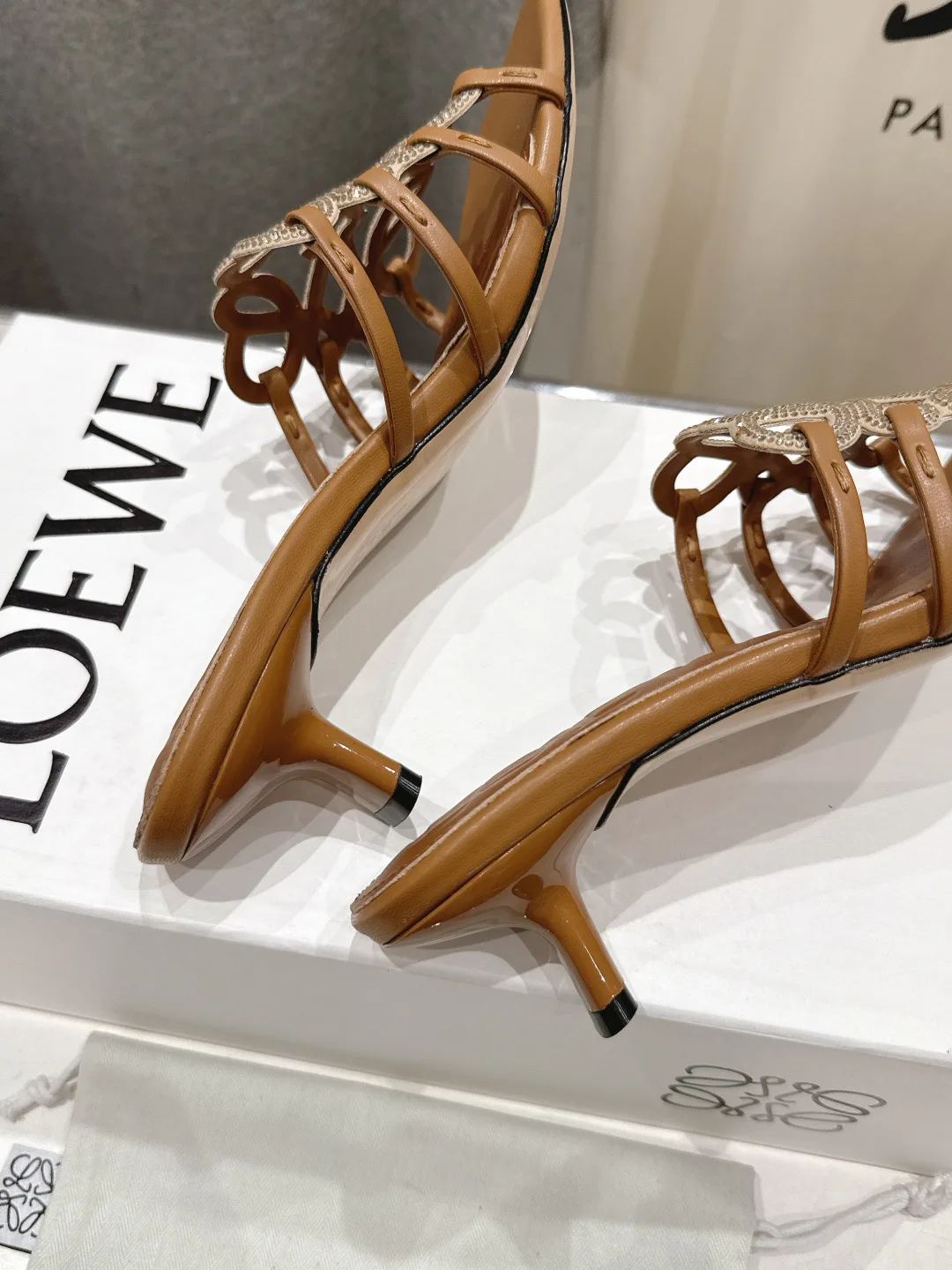 Босоножки Женские Loewe 11410399