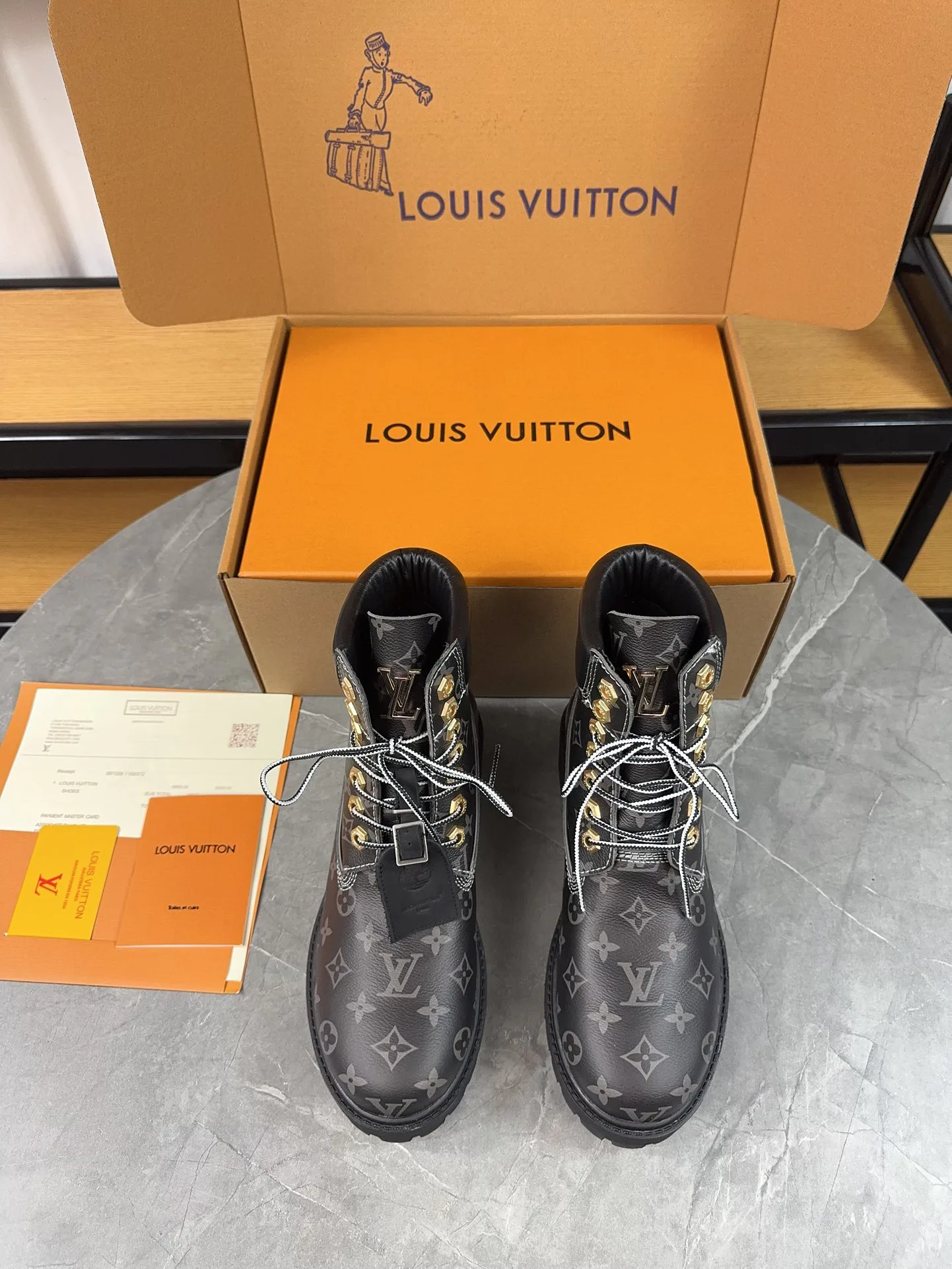 Ботинки Женские Louis Vuitton 18747194