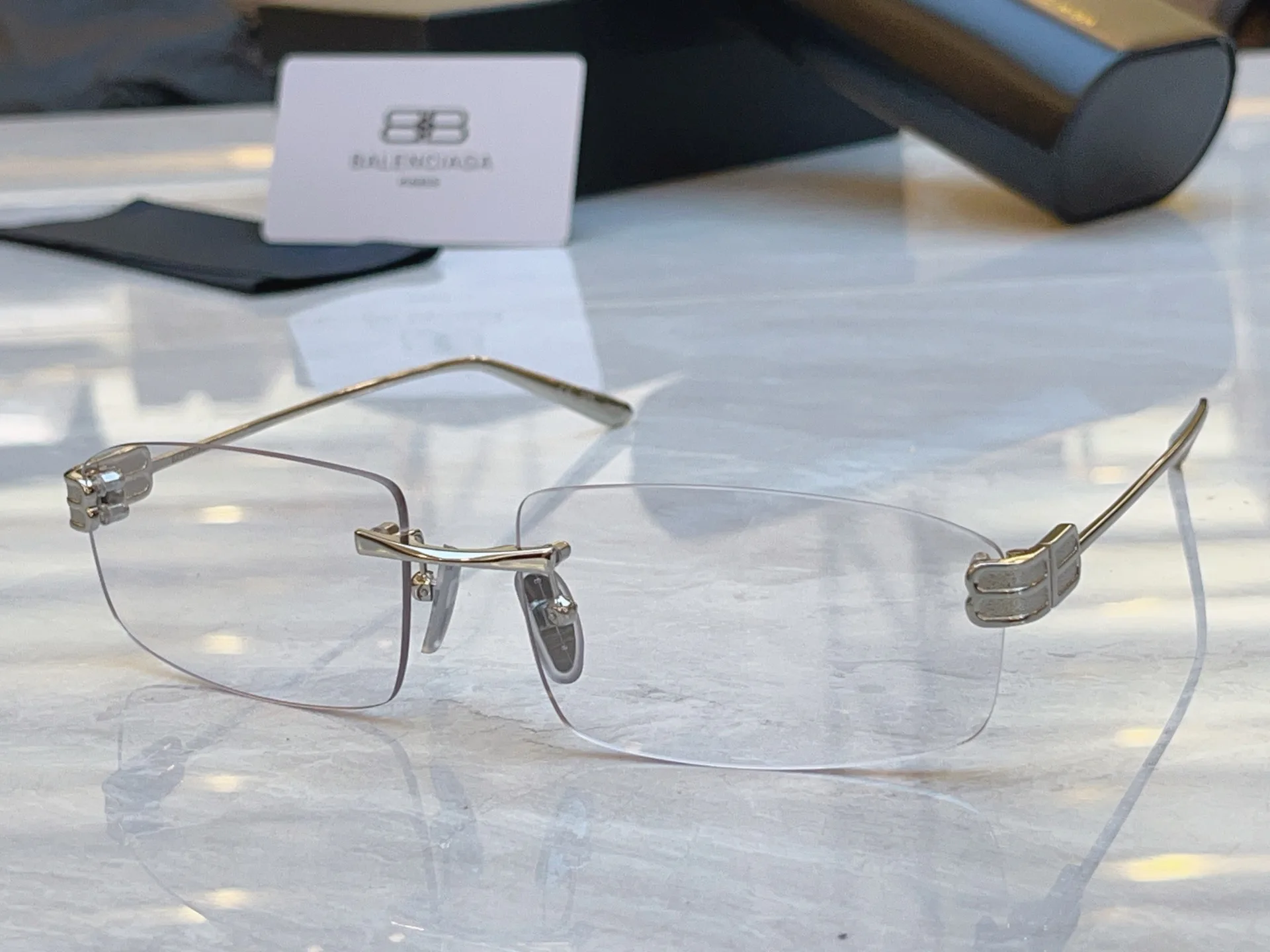 Очки Balenciaga 10842059