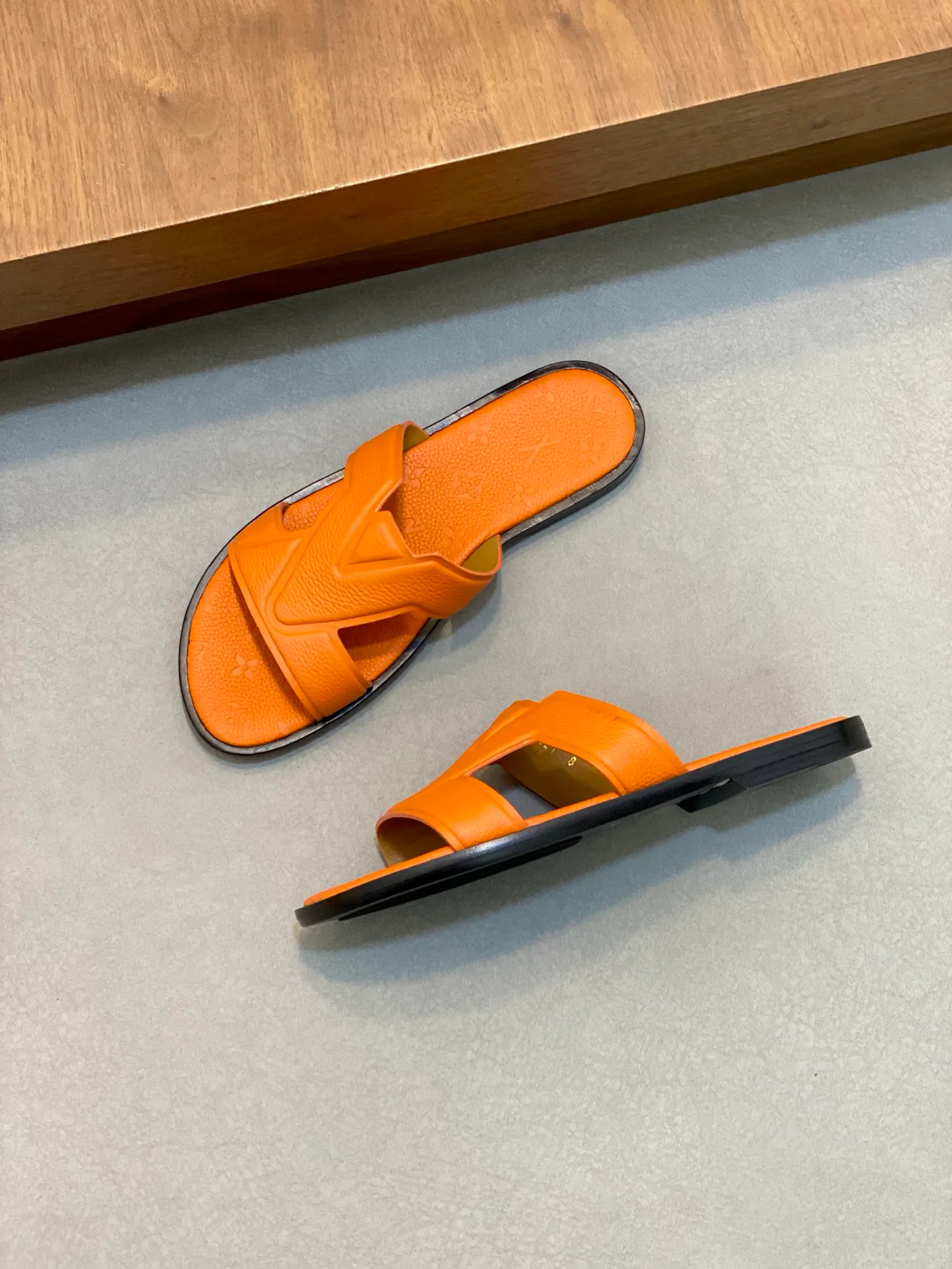 Шлепанцы Мужские Louis Vuitton 23897