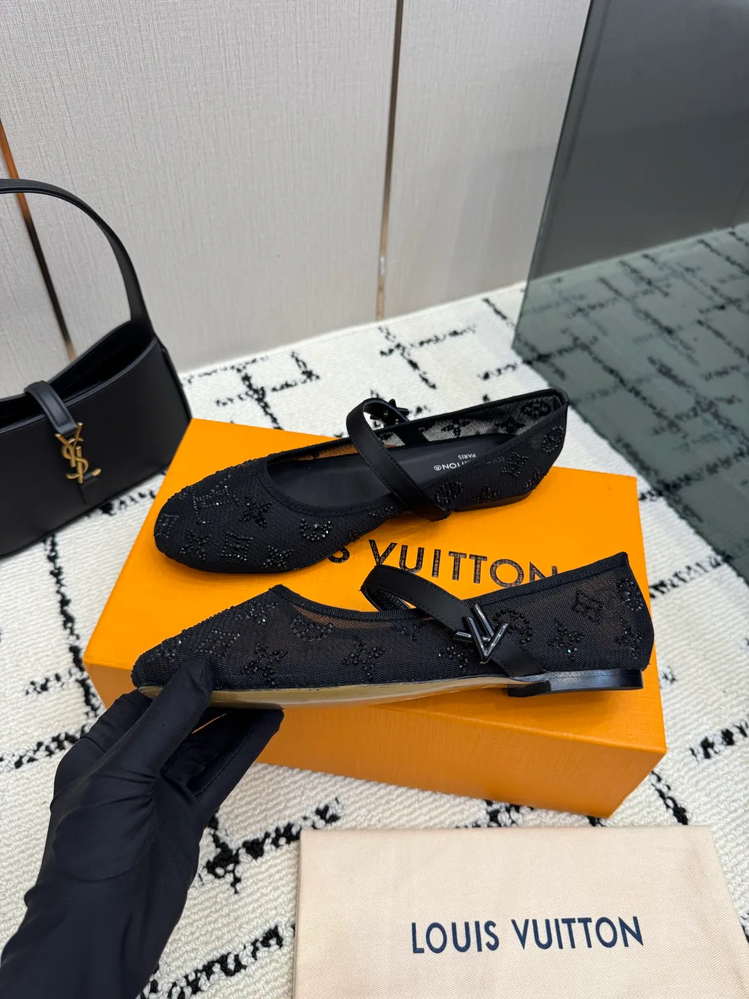 Балетки Женские Louis Vuitton 17947020