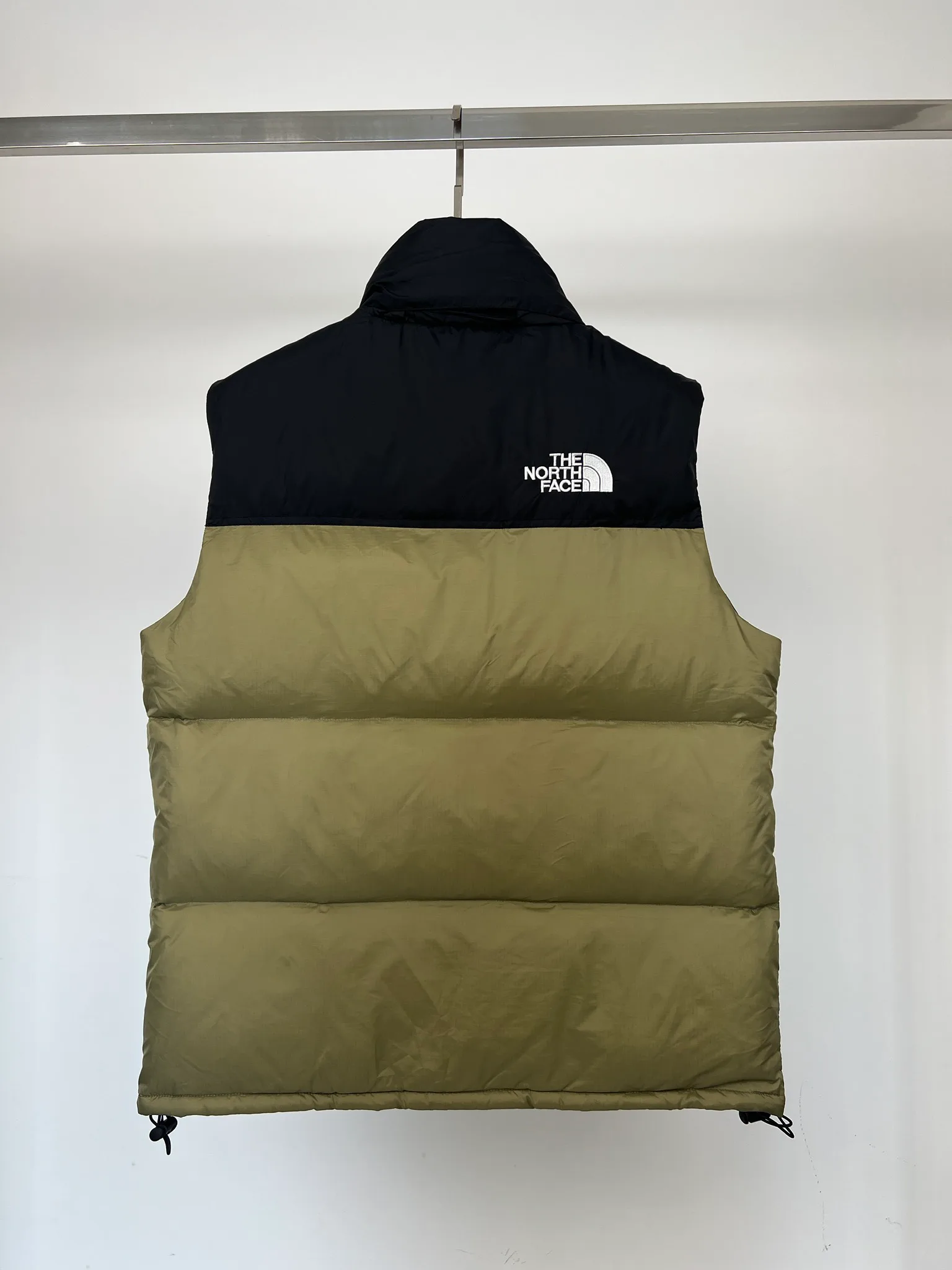 Жилеты Женские The North Face 18416024