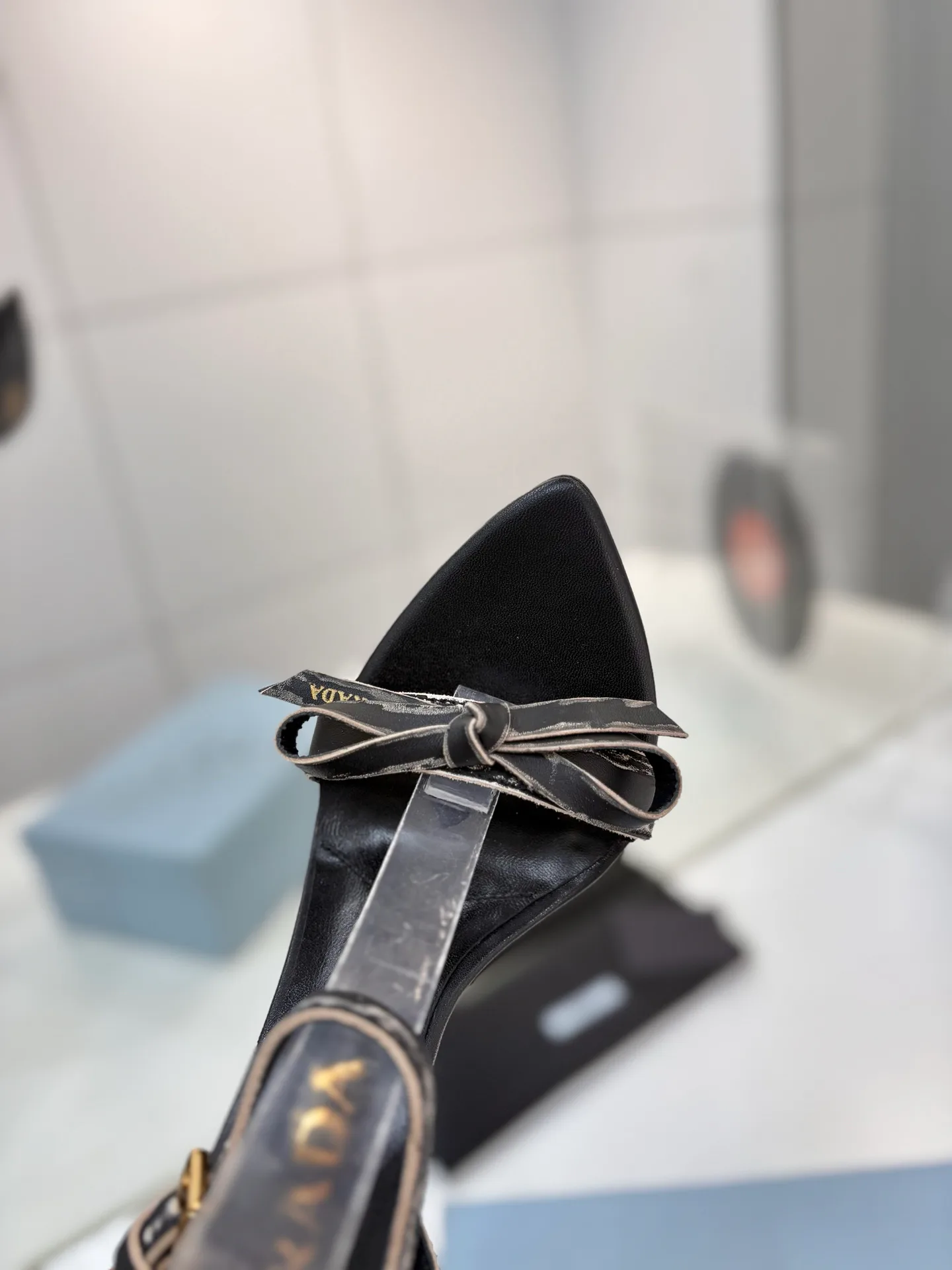 Туфли Женские Prada 11410356