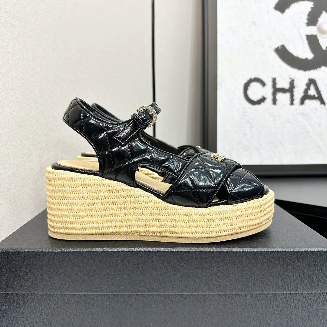 Сандалии Женские Chanel 11627942