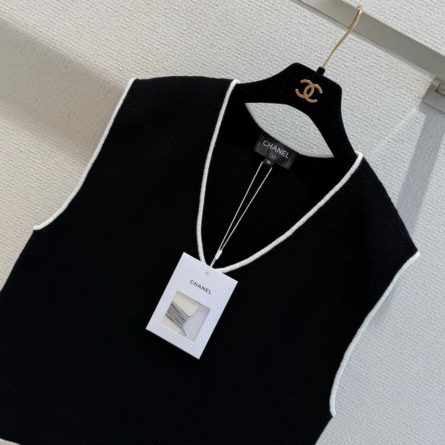 Жилеты Женские Chanel 11540446