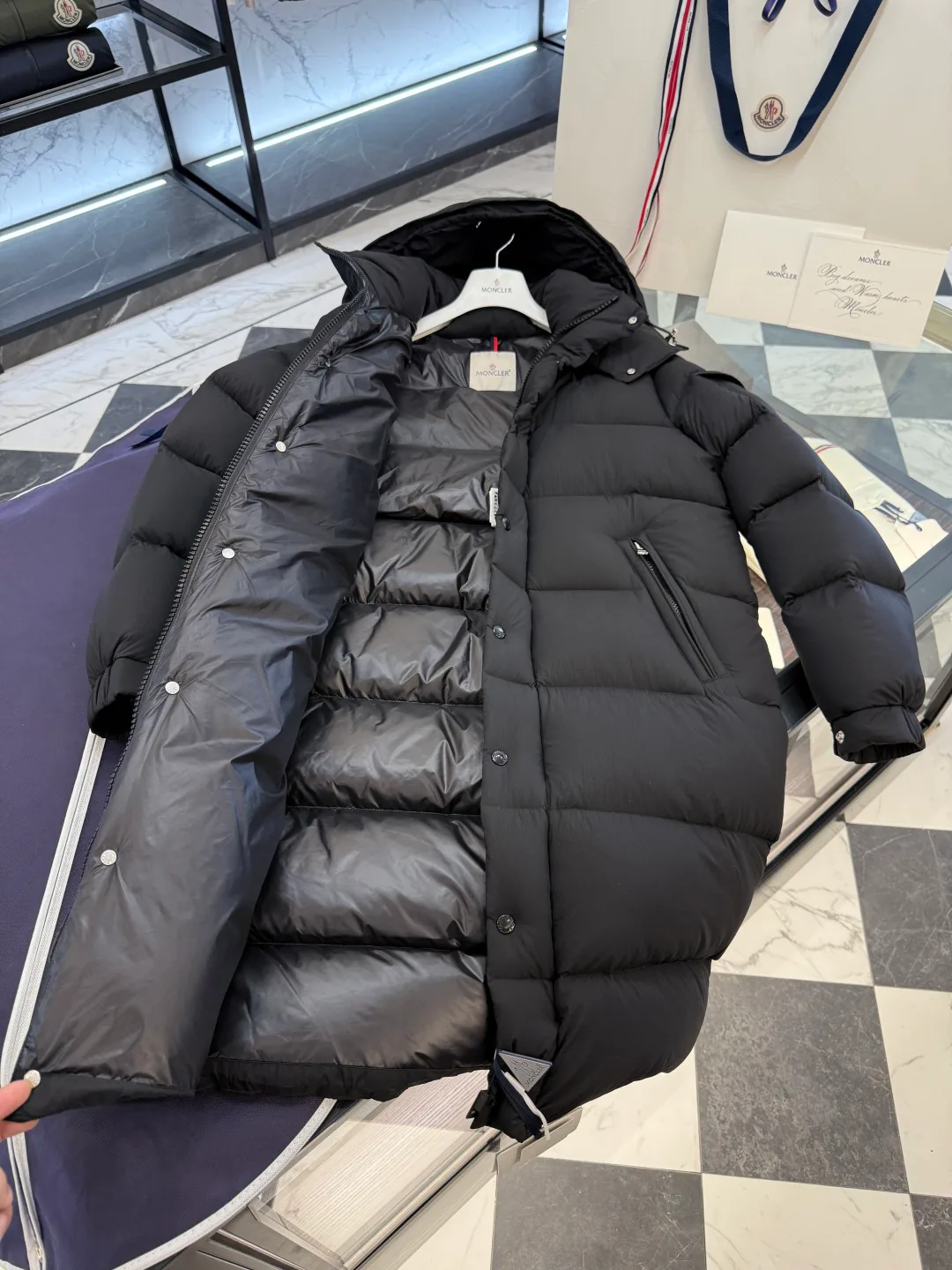 Куртки И Пуховики Женские Moncler 1694312