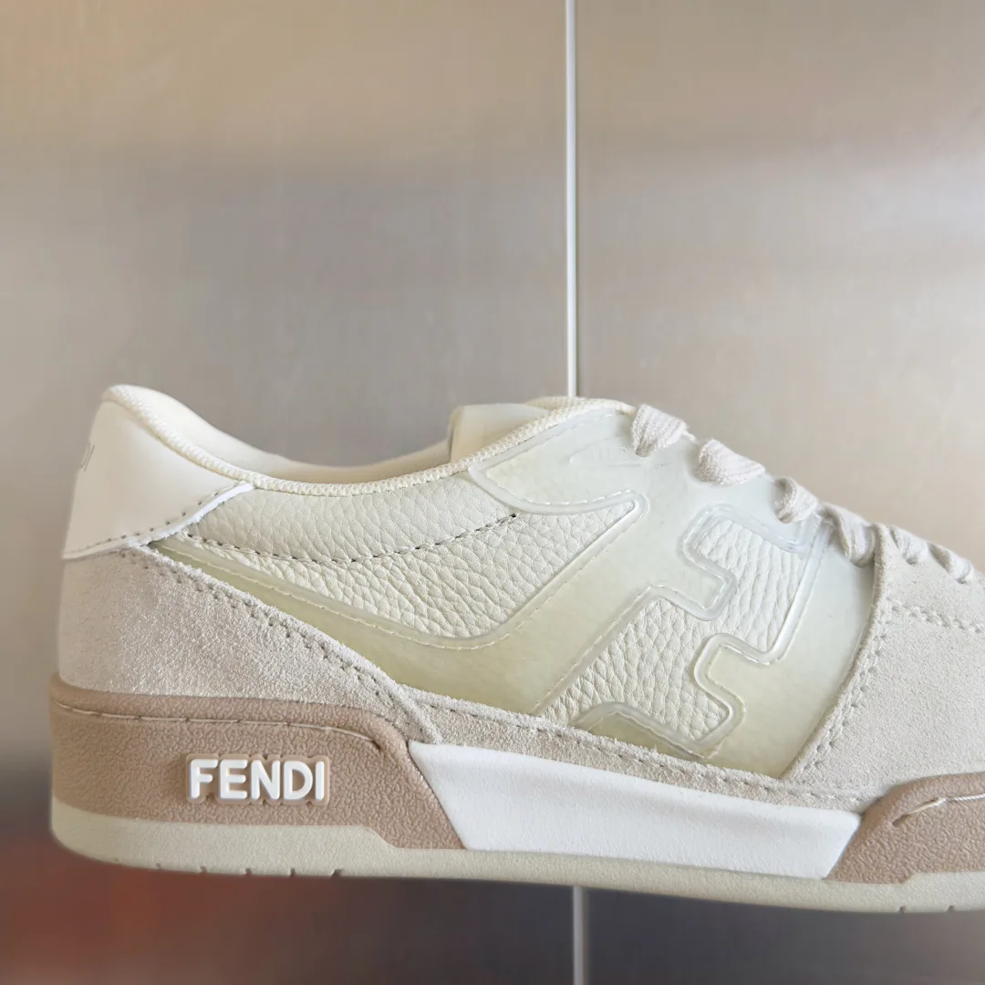 Кроссовки Женские Fendi 368614