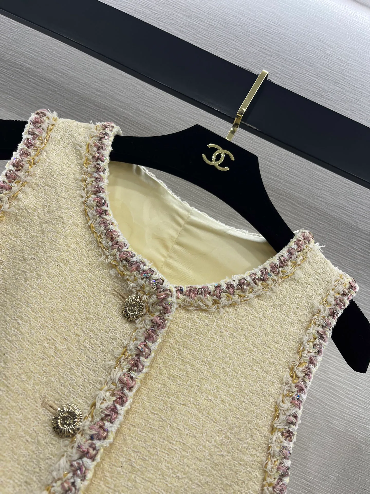 Жилеты Женские Chanel 1137370