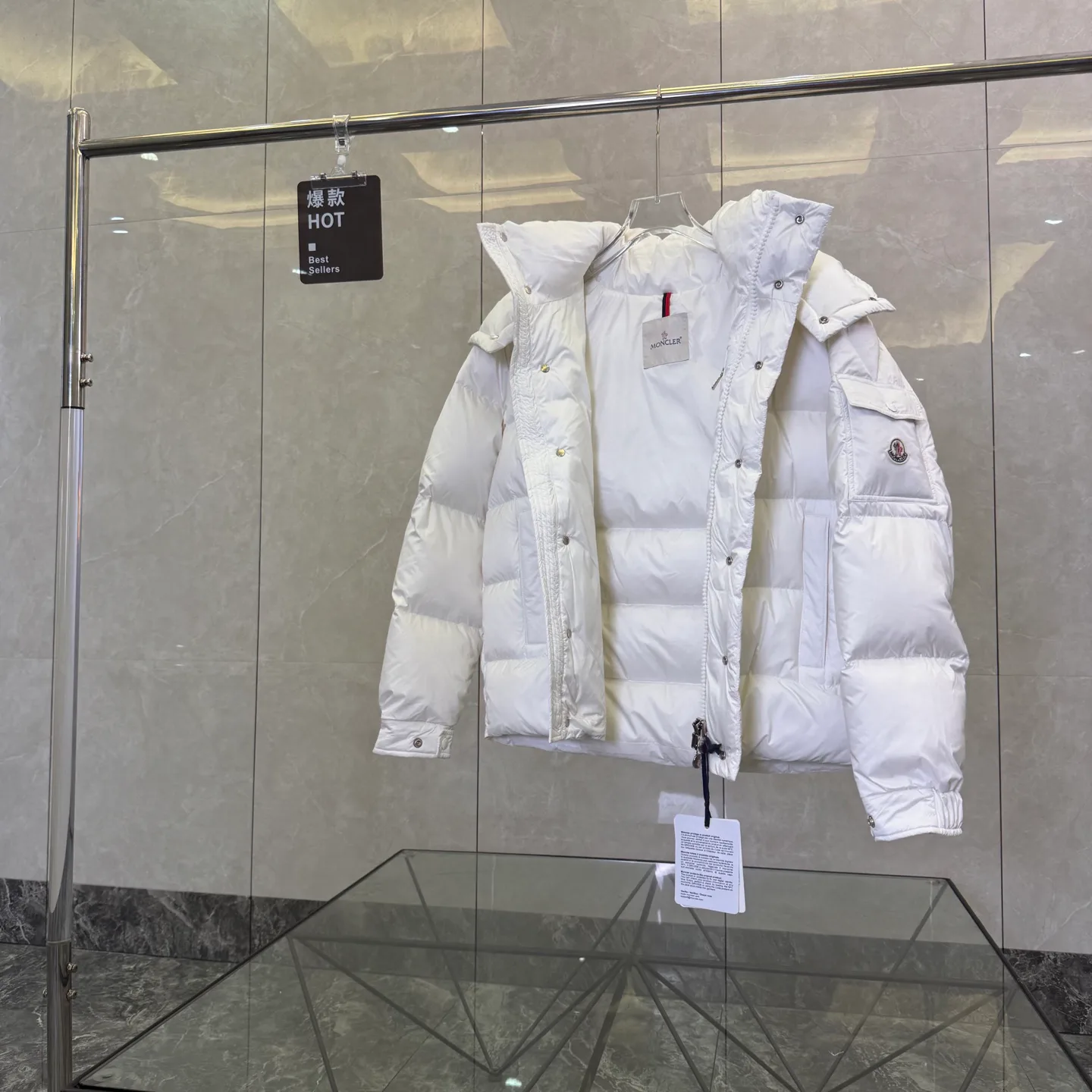 Куртки И Пуховики Женские Moncler 17949513