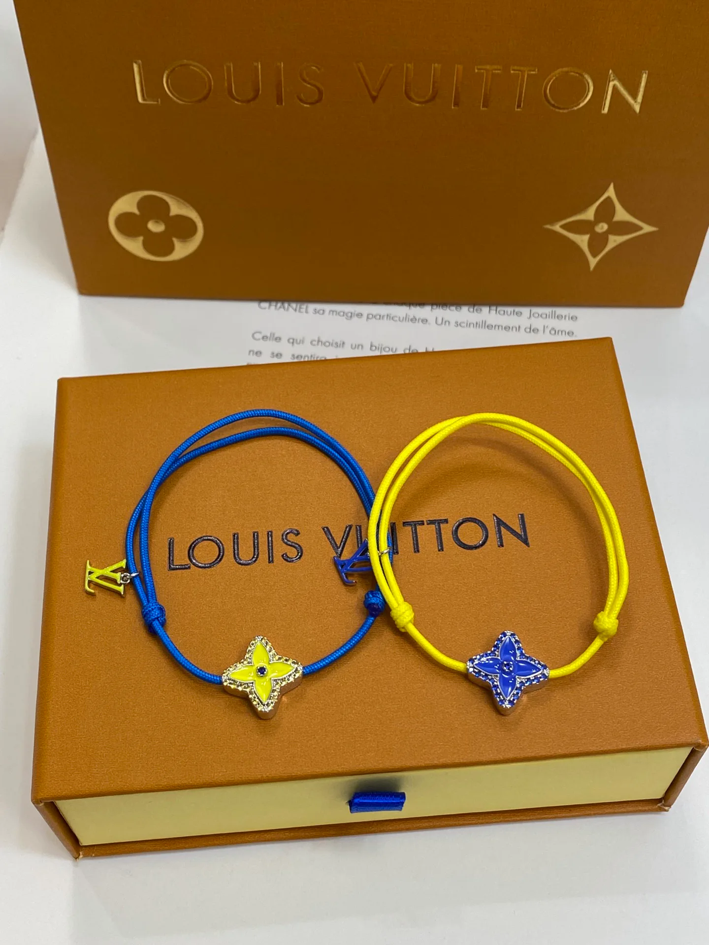 Бижутерия Louis Vuitton 17819355