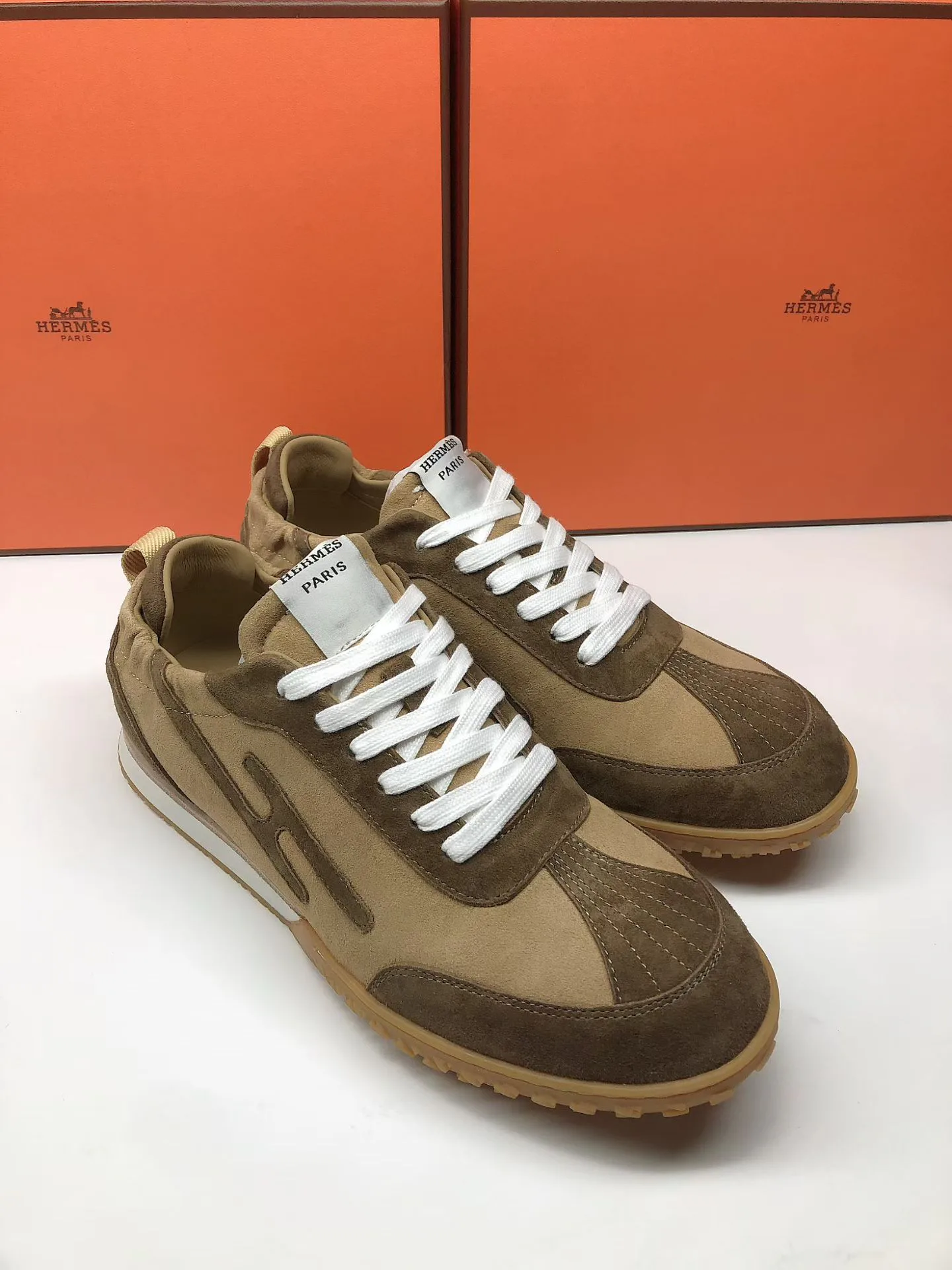 Кроссовки Женские Hermes 11765372