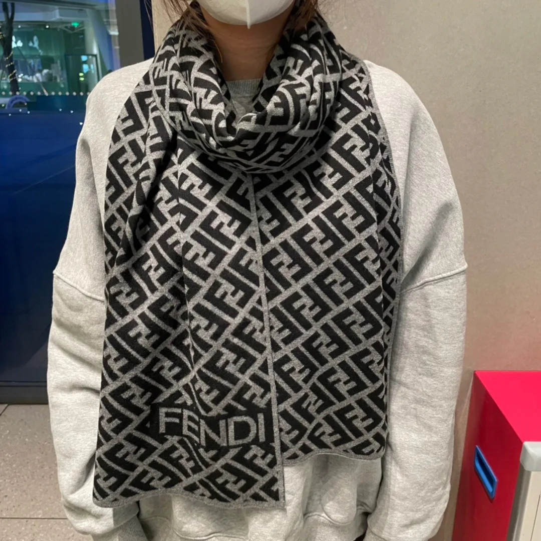 Шарфы Fendi 966169