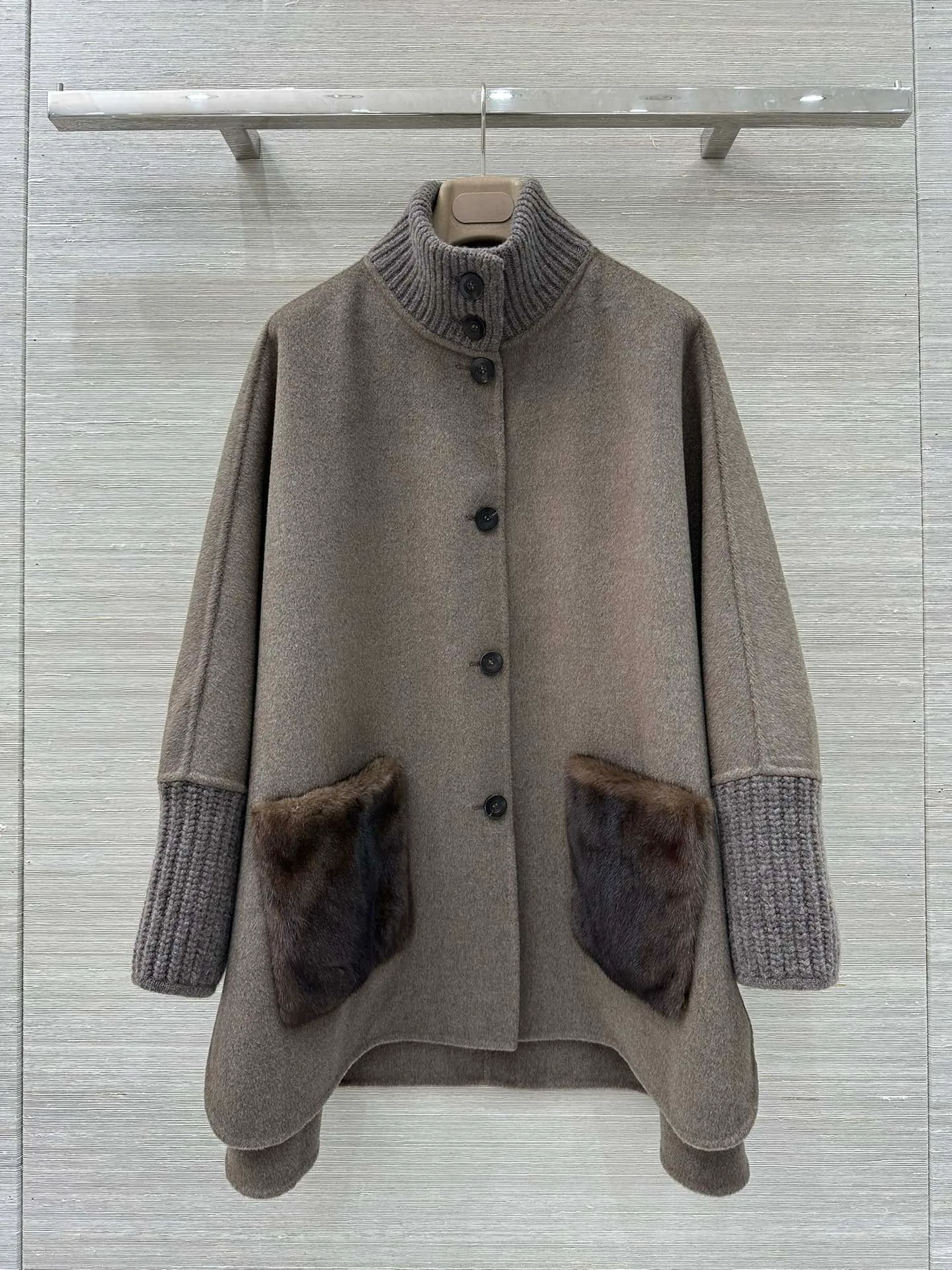 Пальто Женские Loro Piana 18115171