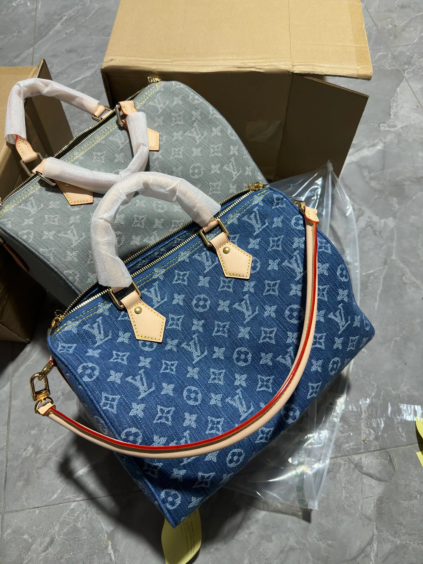 Классические Сумки Женские Louis Vuitton 12116454