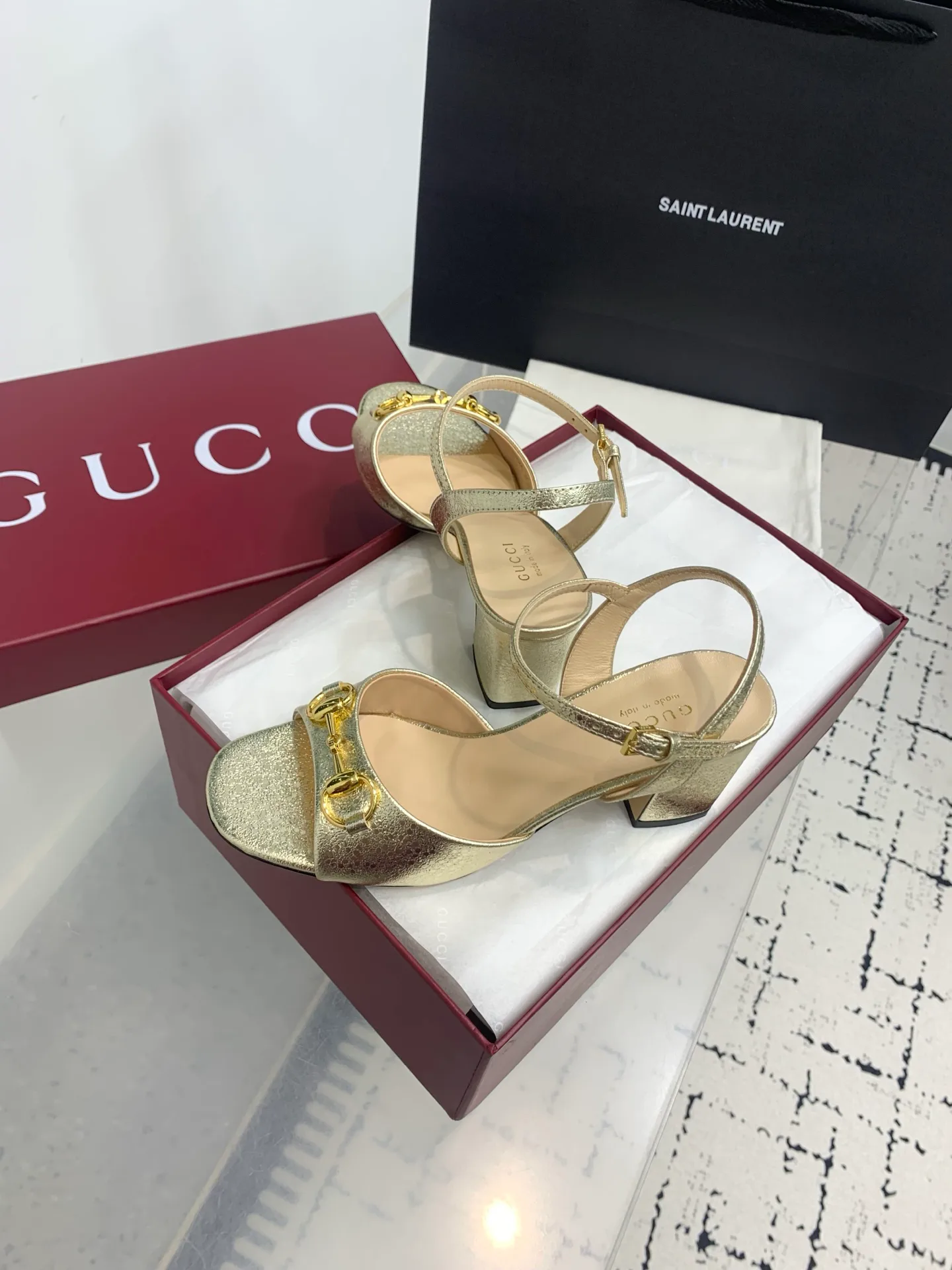 Сандалии Женские Gucci 882875