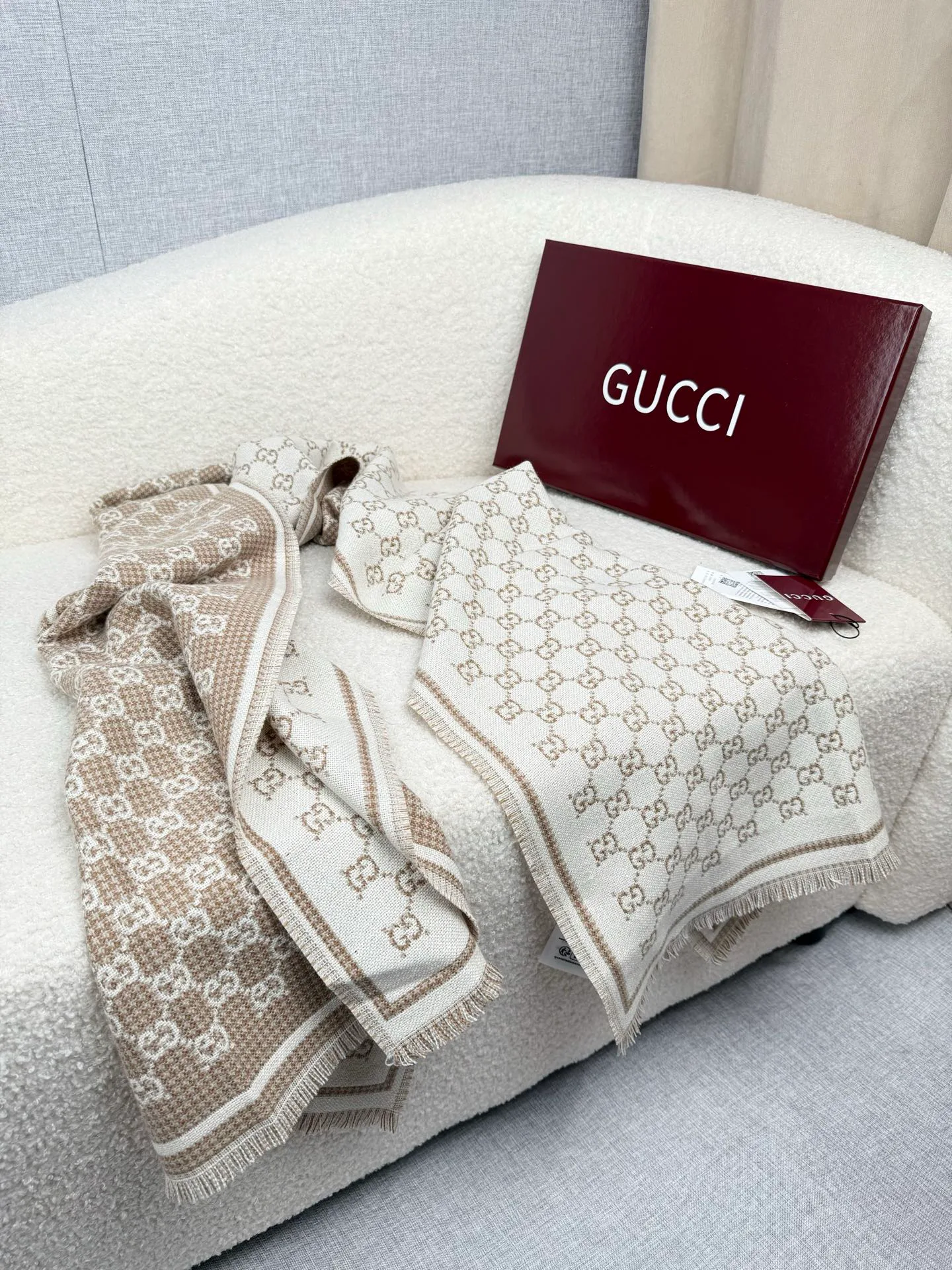Шарфы Gucci 205927