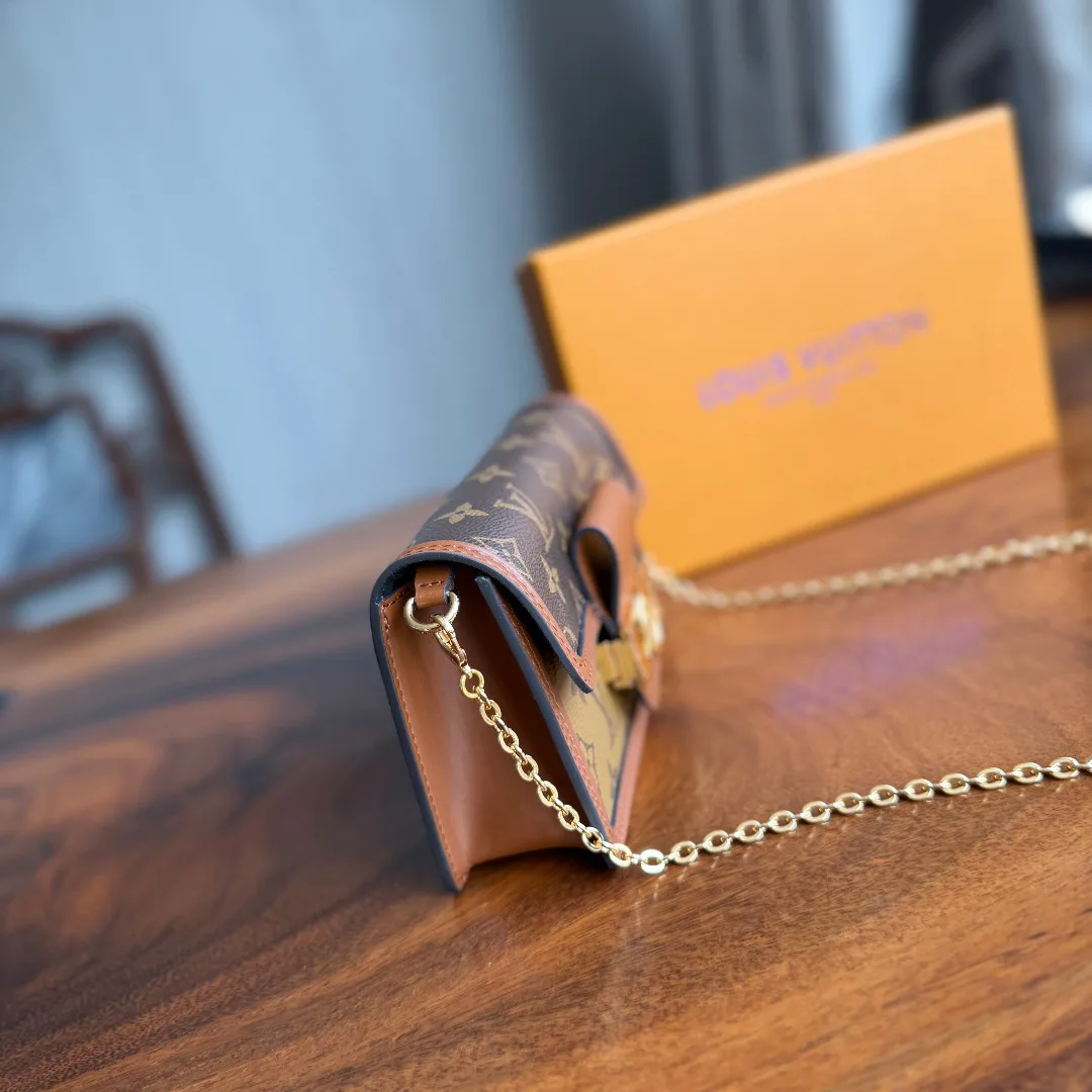 Сумки На Ремне Женские Louis Vuitton 9816795