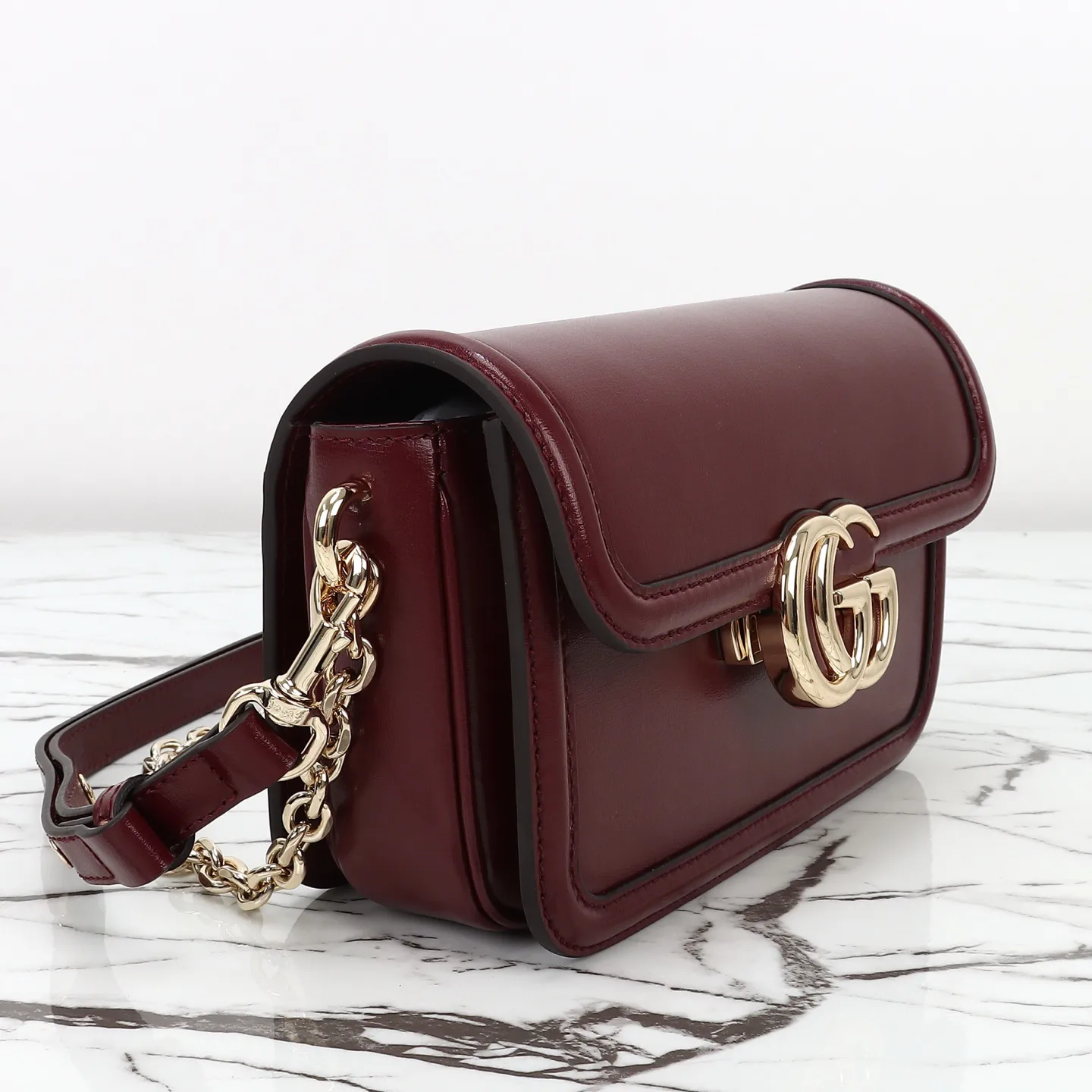 Классические Сумки Женские Gucci 18210724