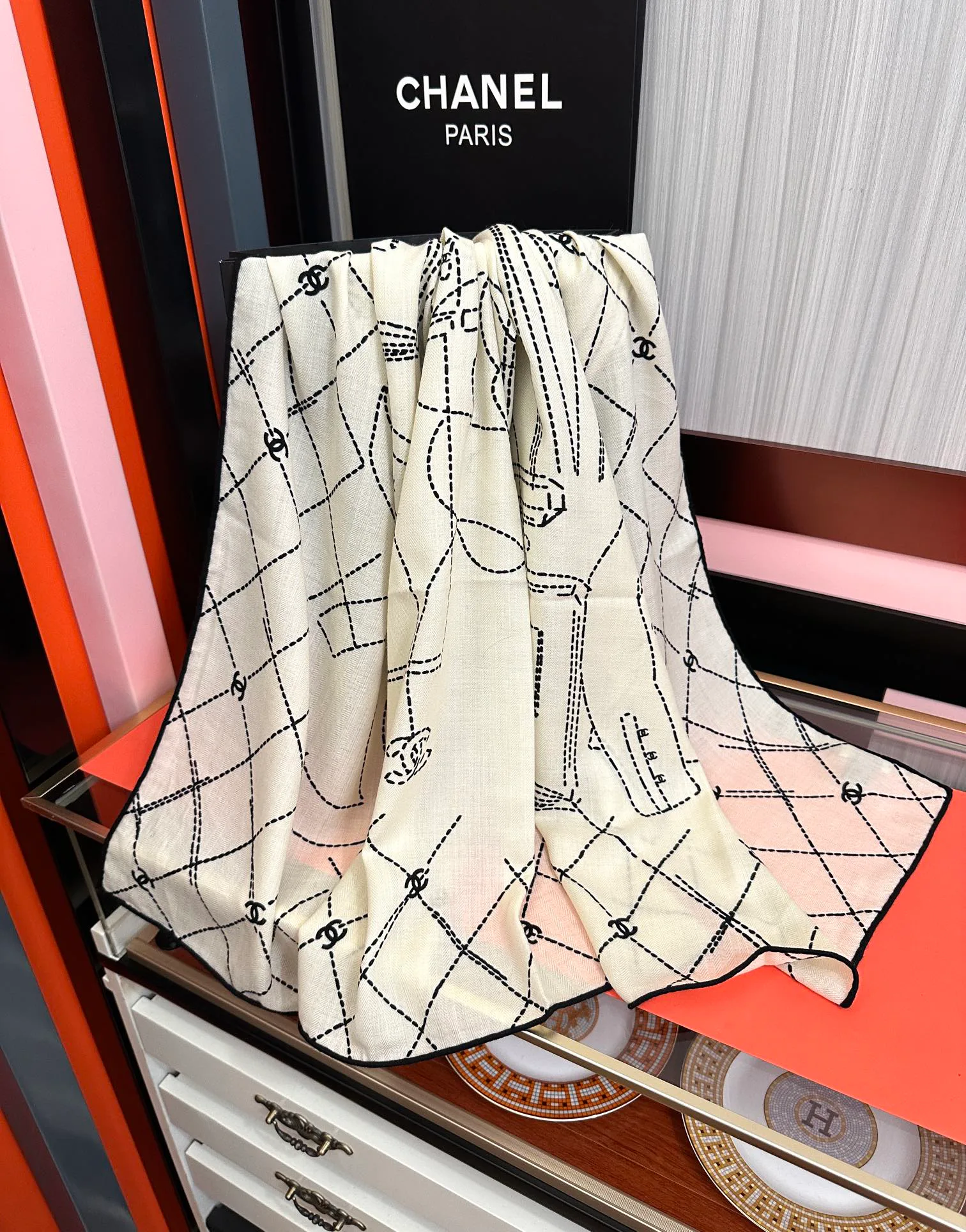 Платки Chanel 1603505