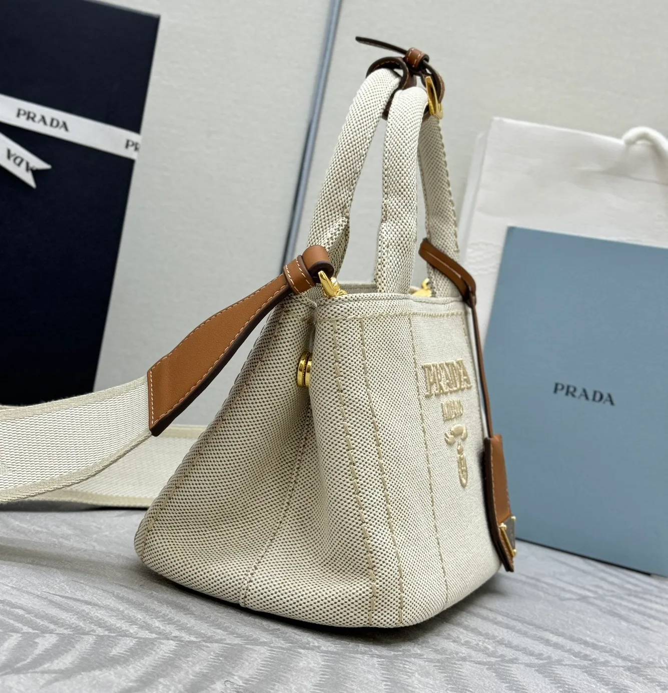 Сумки На Ремне Женские Prada 11164963