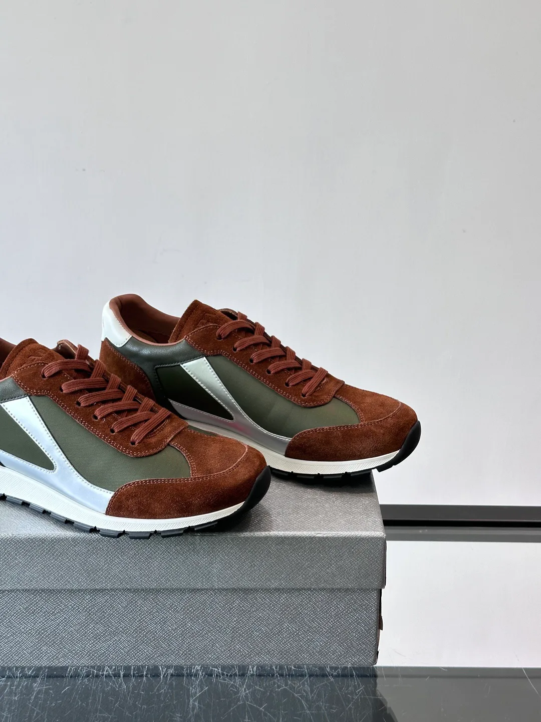 Кроссовки Мужские Prada 1072330