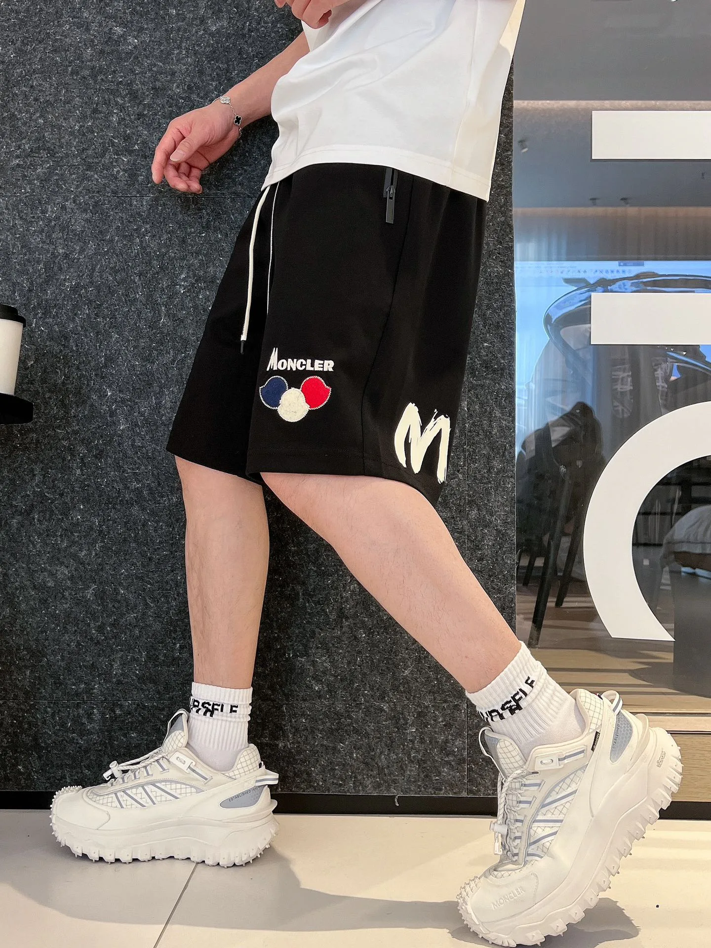 Шорты Мужские Moncler 13479626