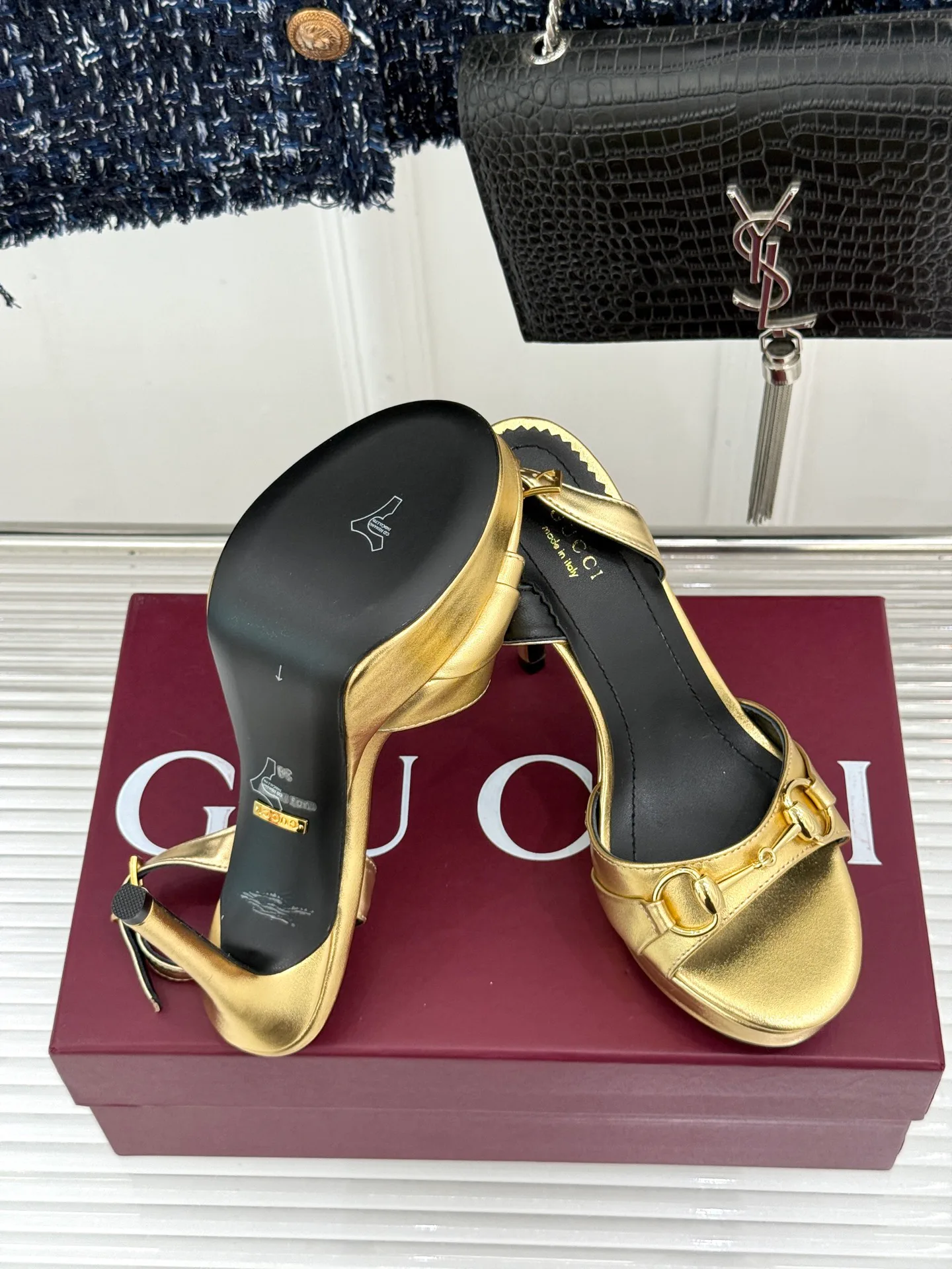 Босоножки Женские Gucci 17646535