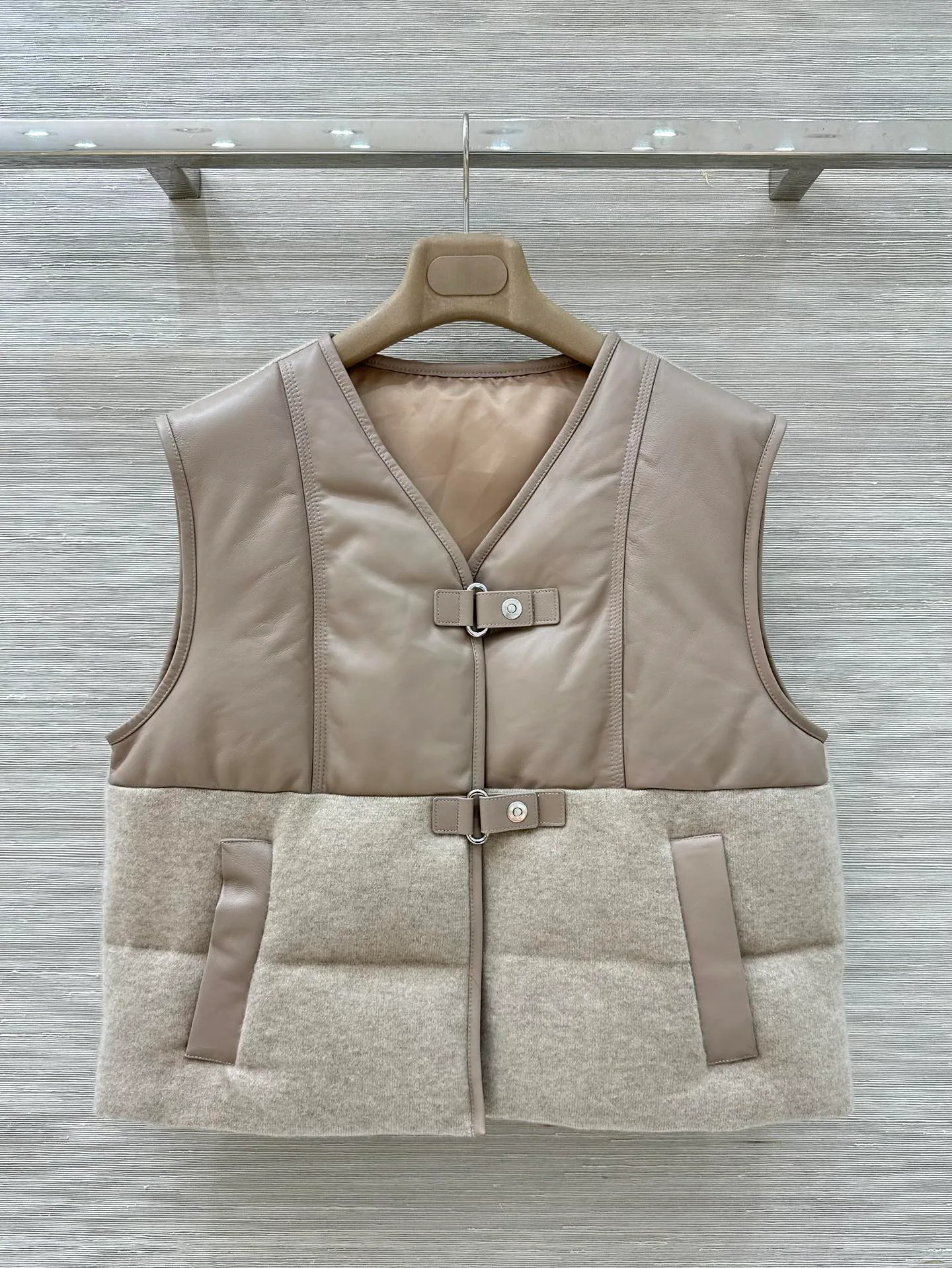 Жилеты Женские Loro Piana 771723