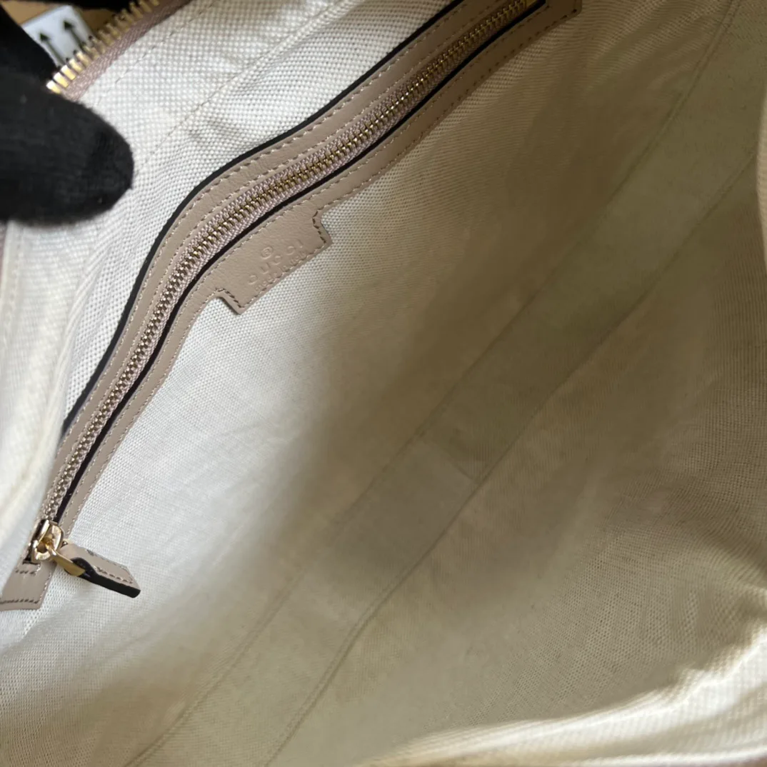 Сумки На Ремне Женские Gucci 369571