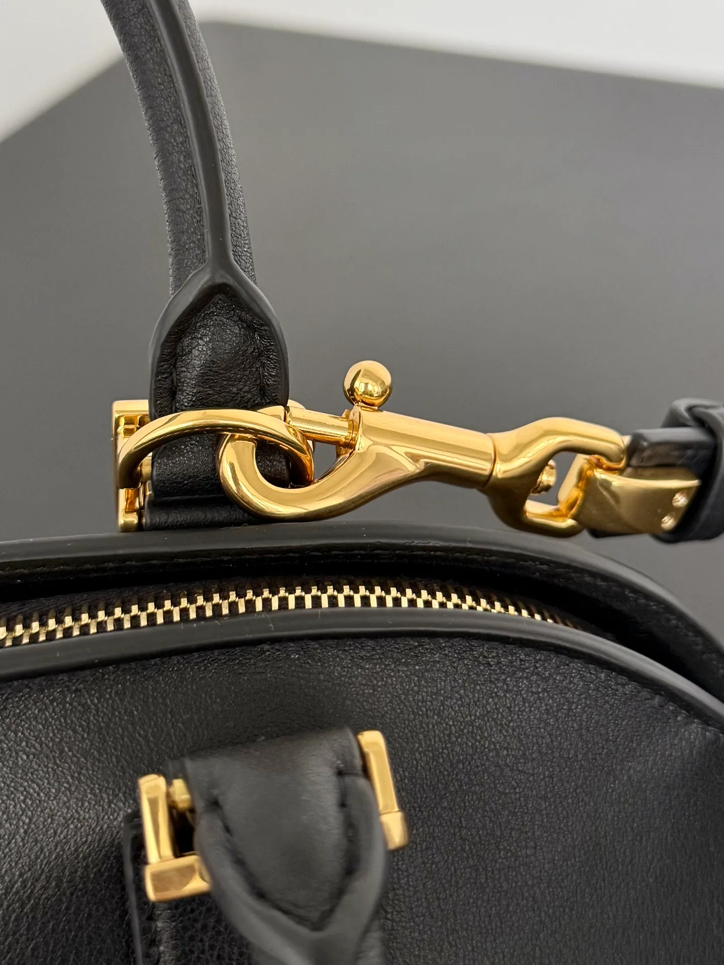 Клатчи Женские Balenciaga 11386878