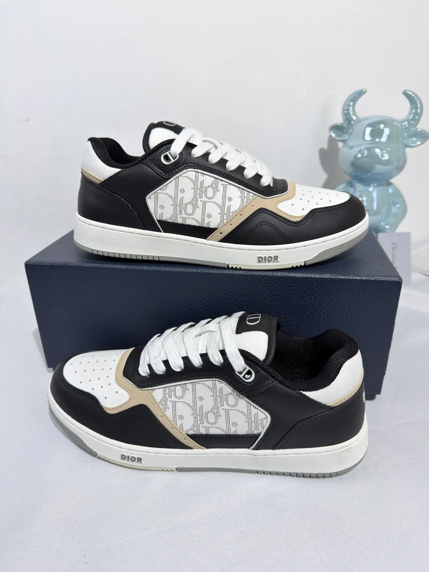 Кроссовки Женские Christian Dior 5534049