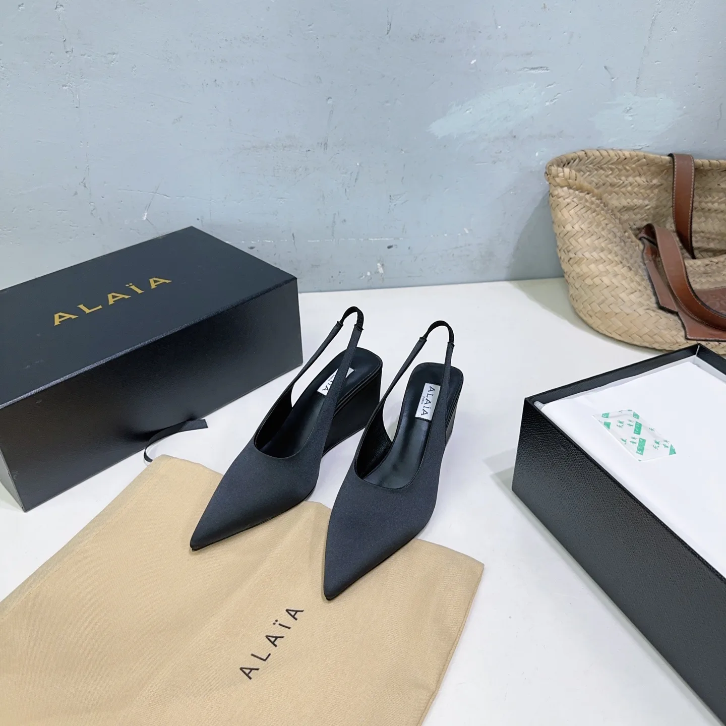 Туфли Женские Alaia 945886