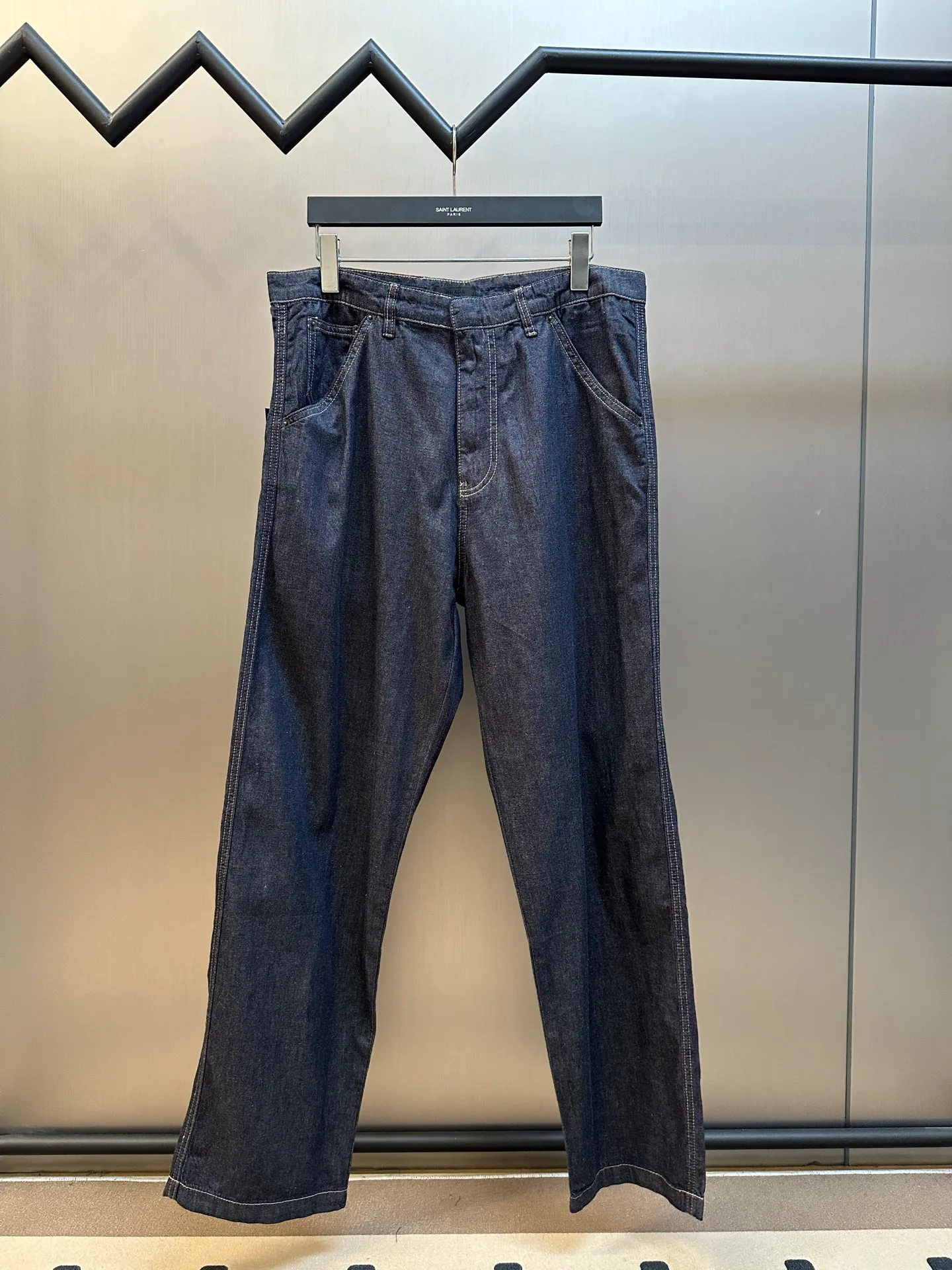 Джинсы Мужские Prada 18178857