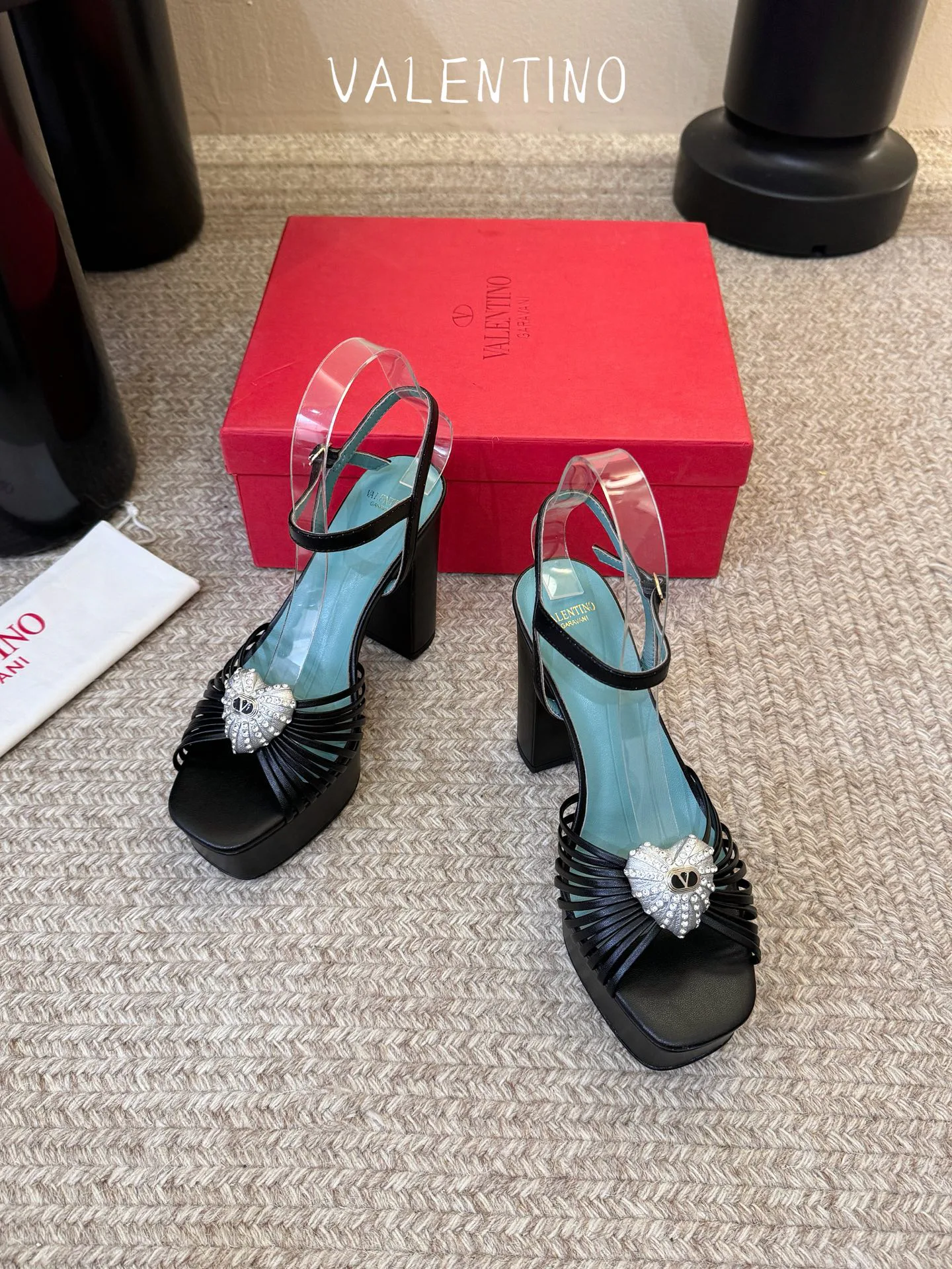 Босоножки Женские Valentino 17281535