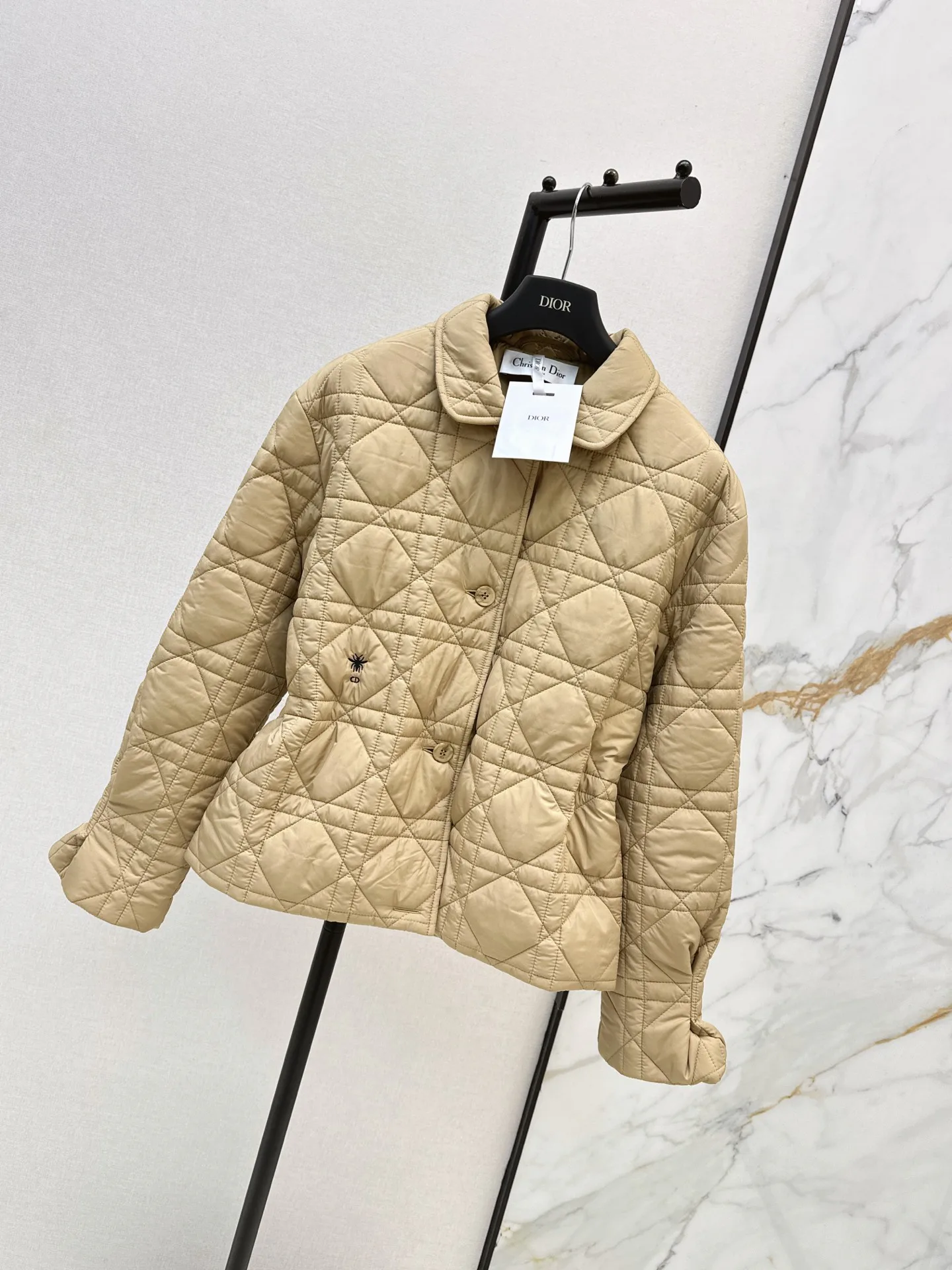 Куртки И Пуховики Женские Christian Dior 18031447