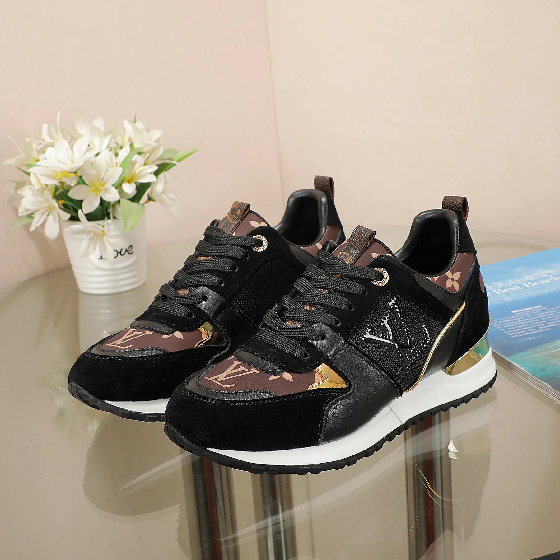 Кроссовки Женские Louis Vuitton 1284509