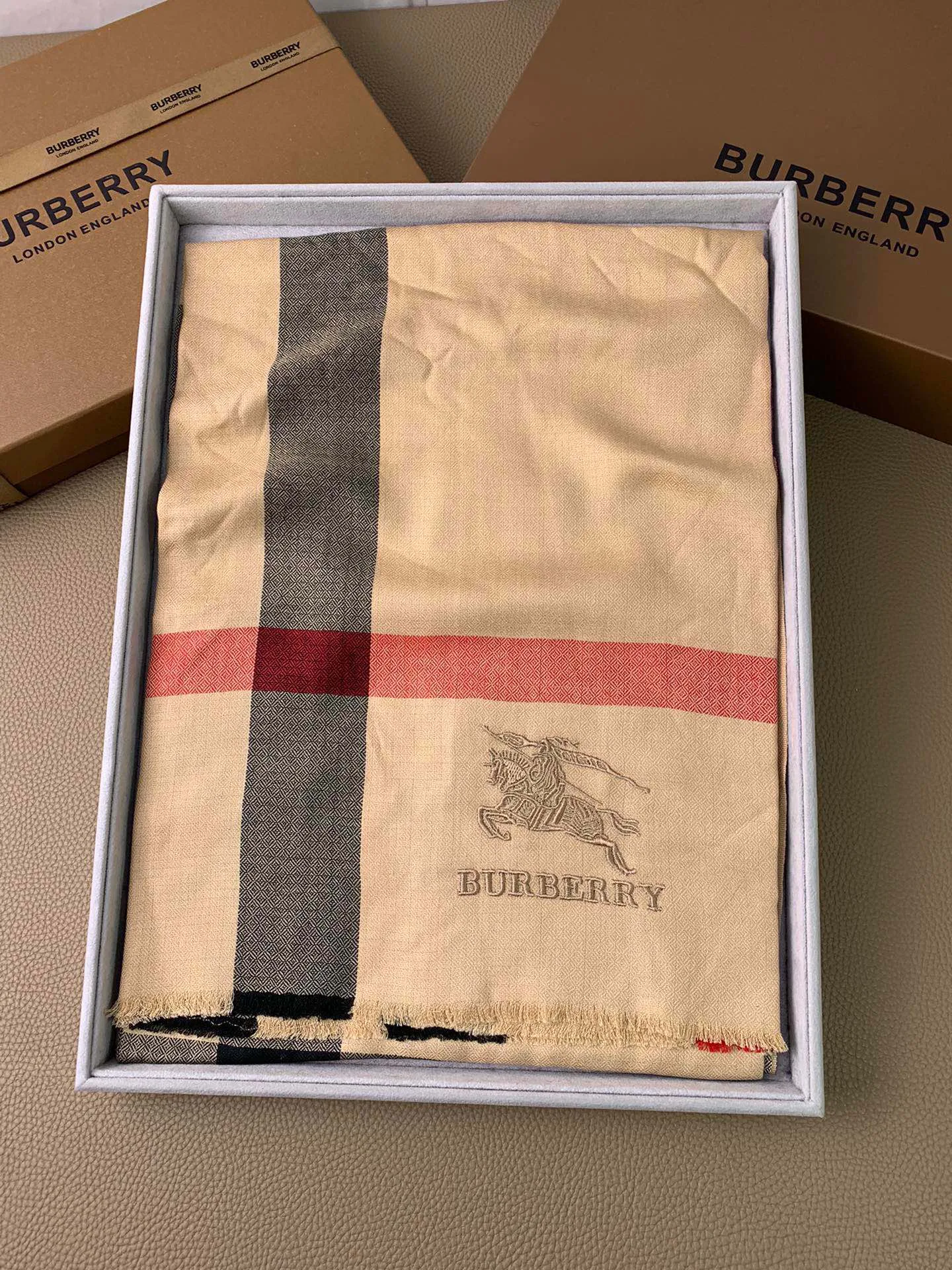 Шарфы Burberry 438467
