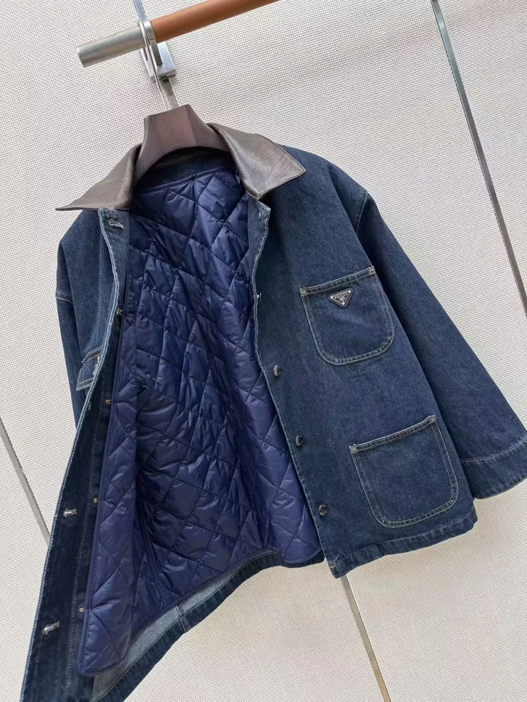Куртки И Пуховики Женские Prada 19294002