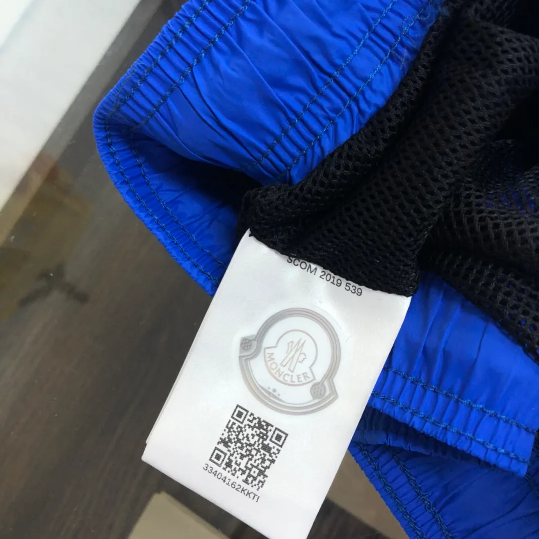 Шорты Мужские Moncler 11239096