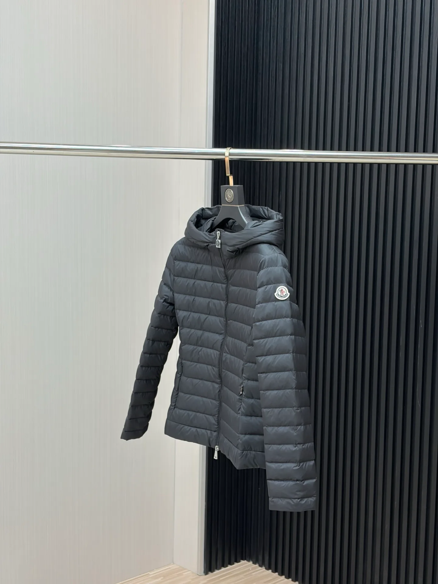Куртки И Пуховики Мужские Moncler 17908042
