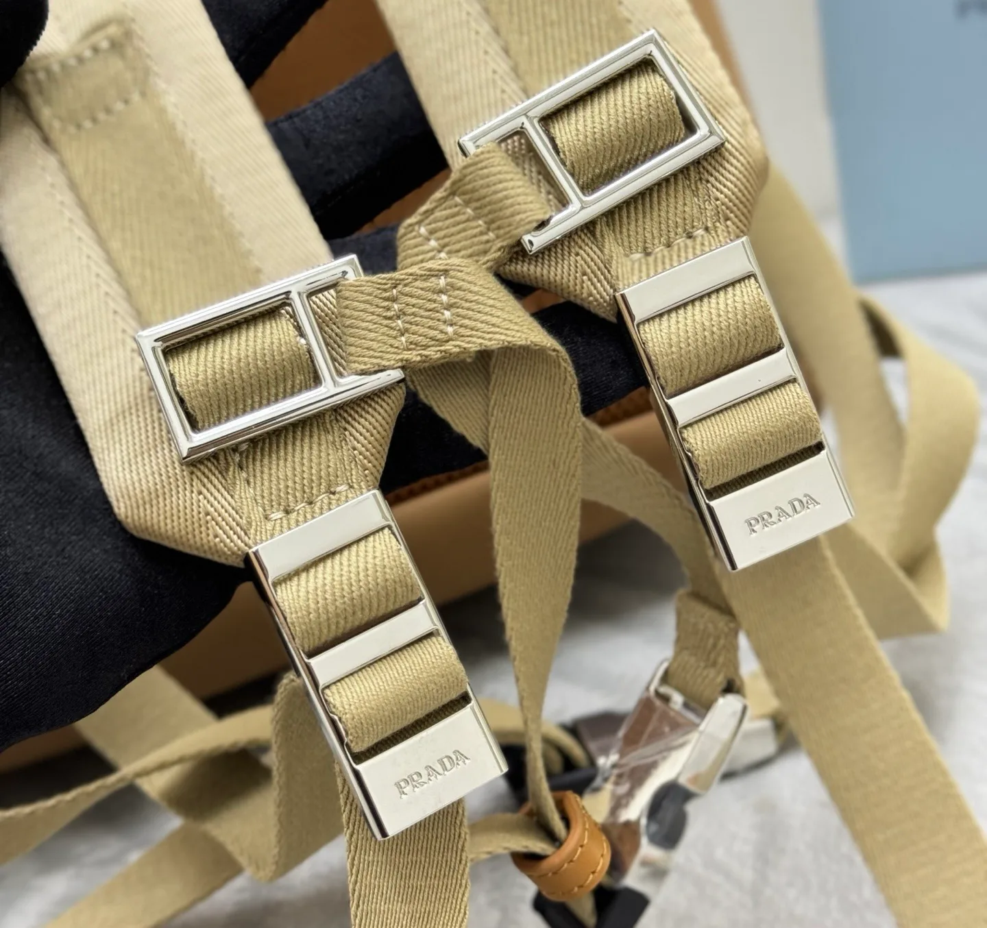 Рюкзаки Женские Prada 11627446