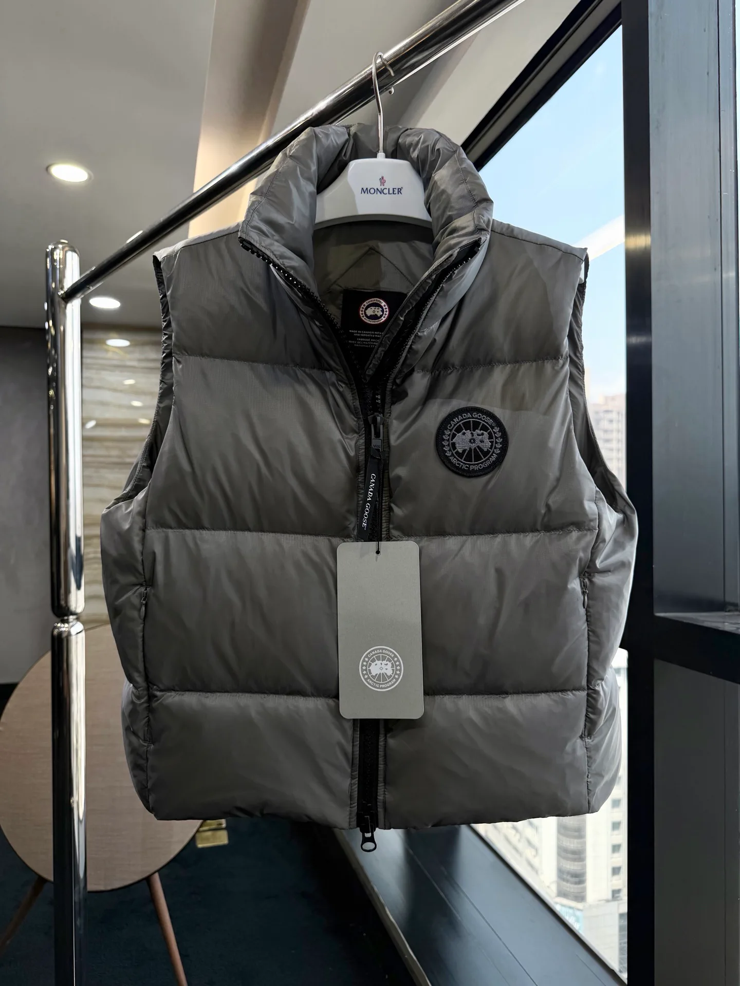 Жилеты Женские Canada Goose 18336512