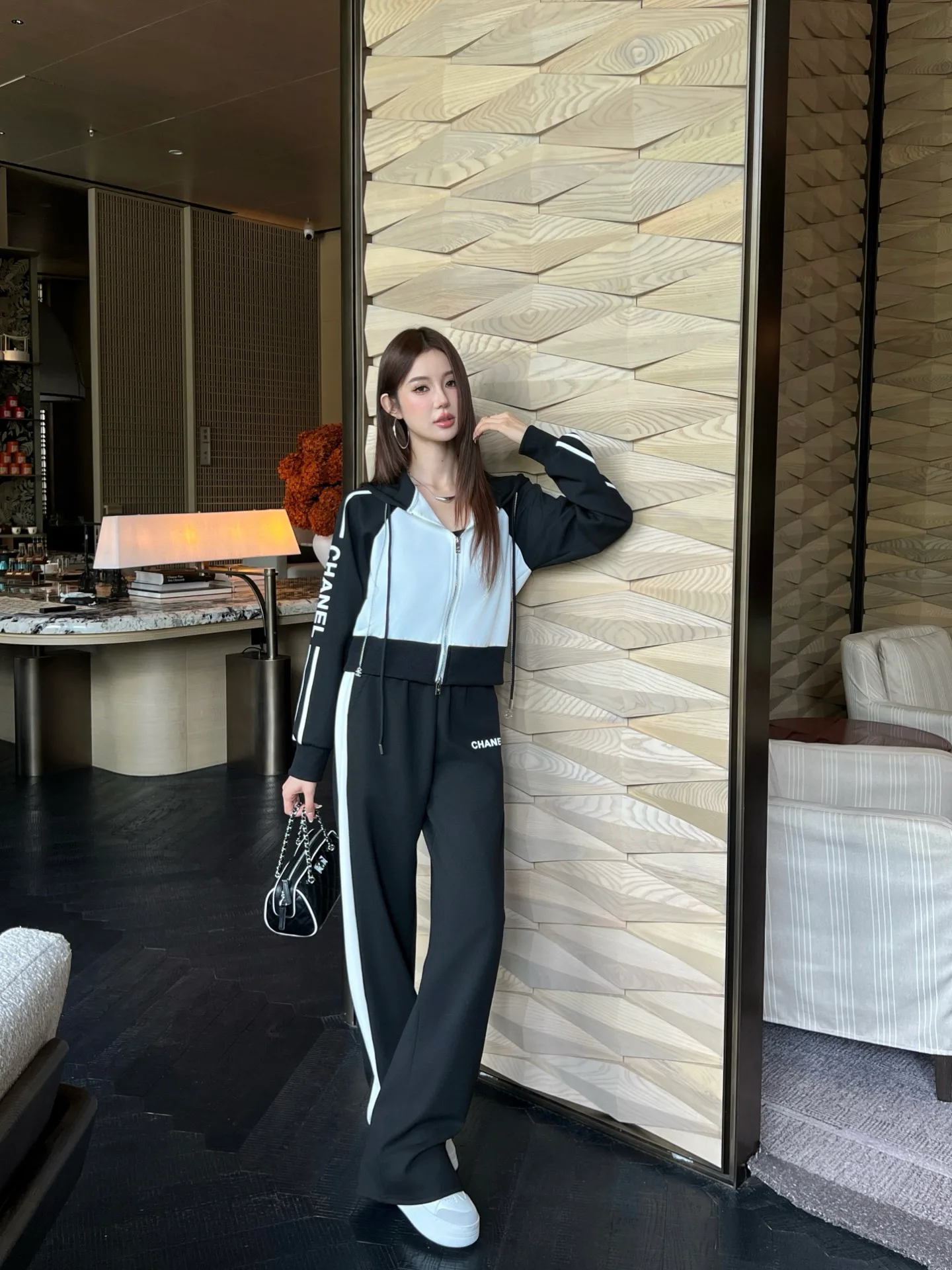 Костюмы Женские Chanel 11316323