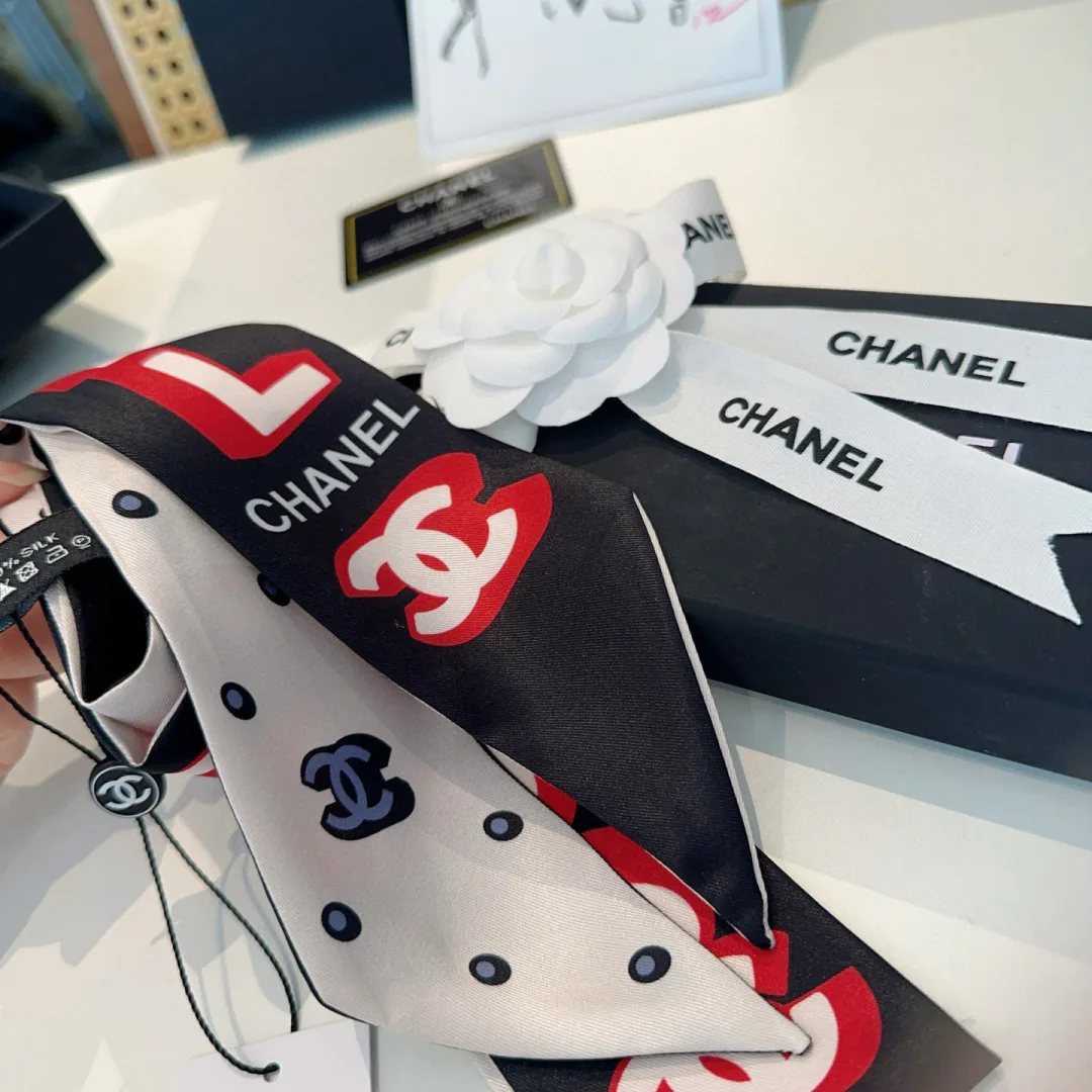 Платки Chanel 12918491