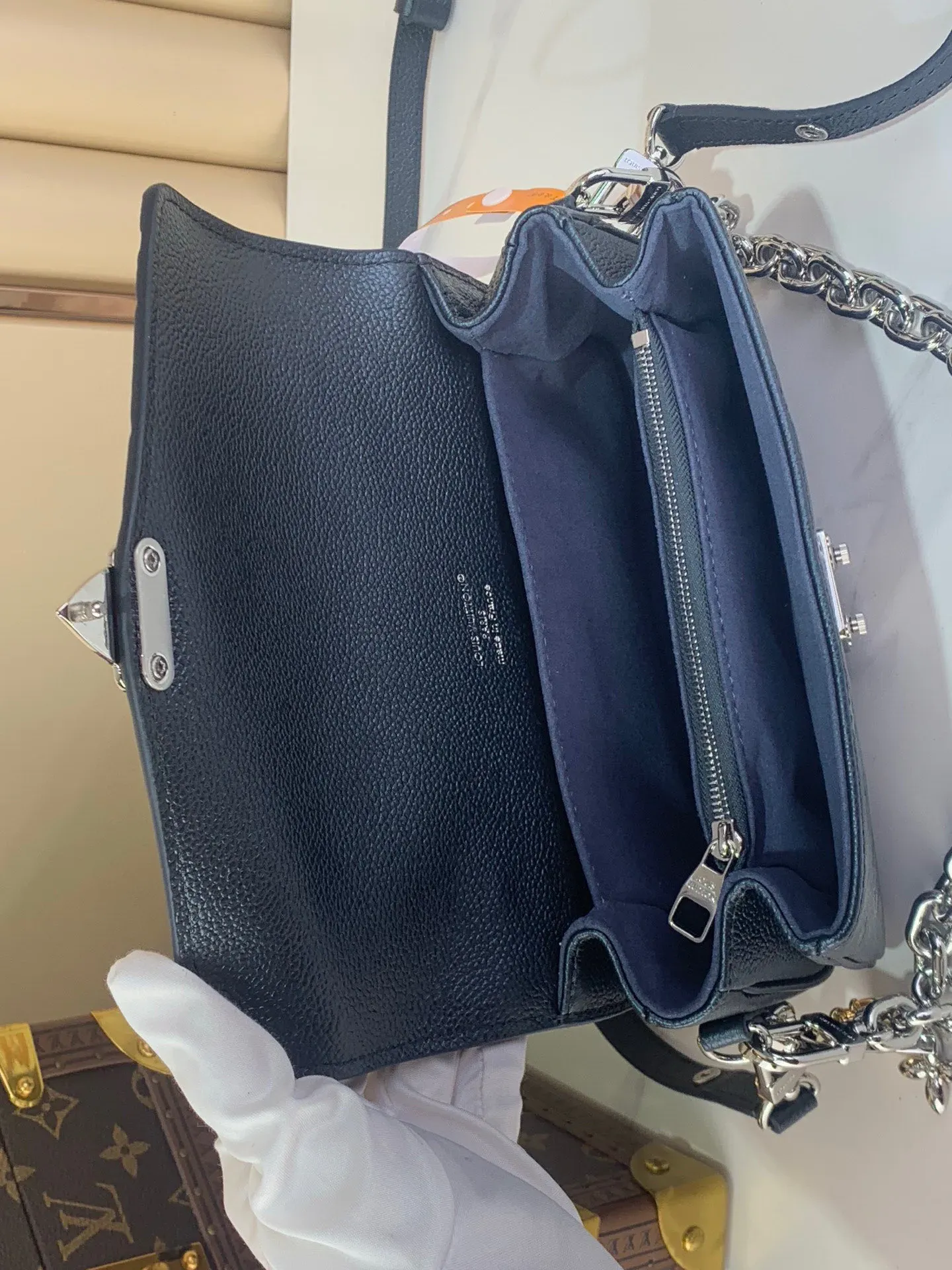 Классические Сумки Женские Louis Vuitton 1308611