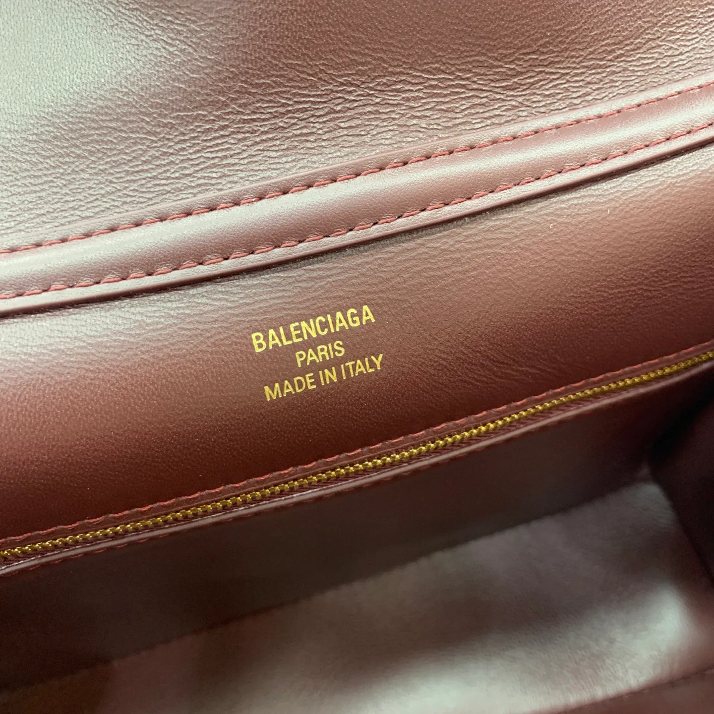 Классические Сумки Женские Balenciaga 18136508