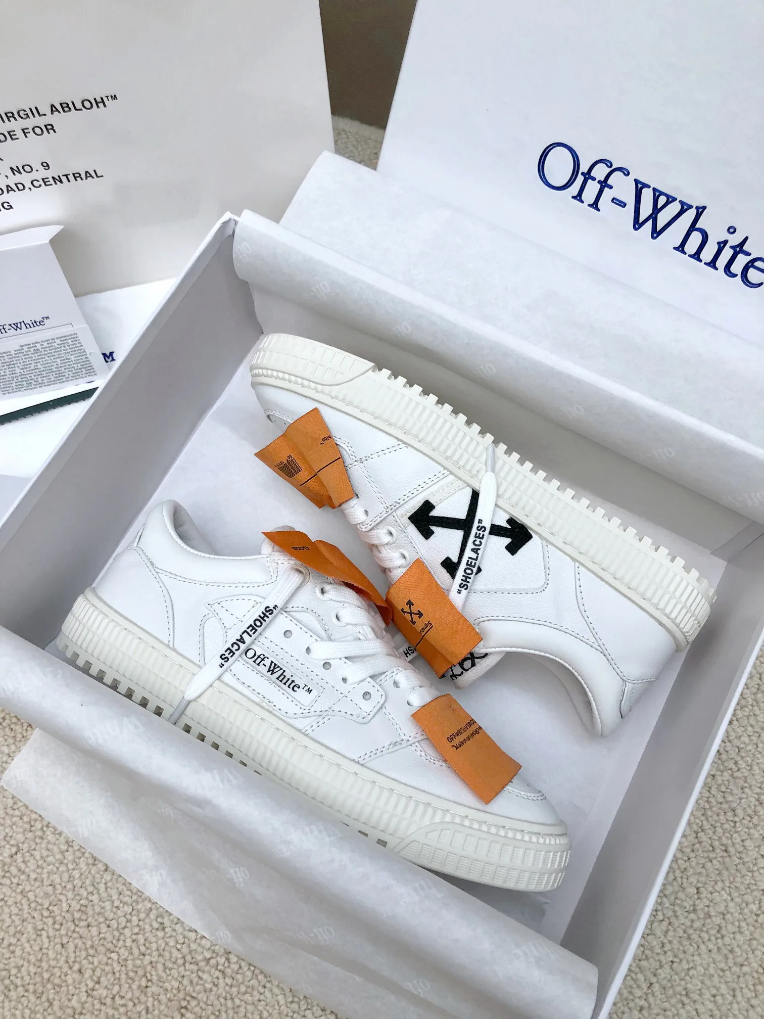 Кроссовки Женские Off-White 18103213