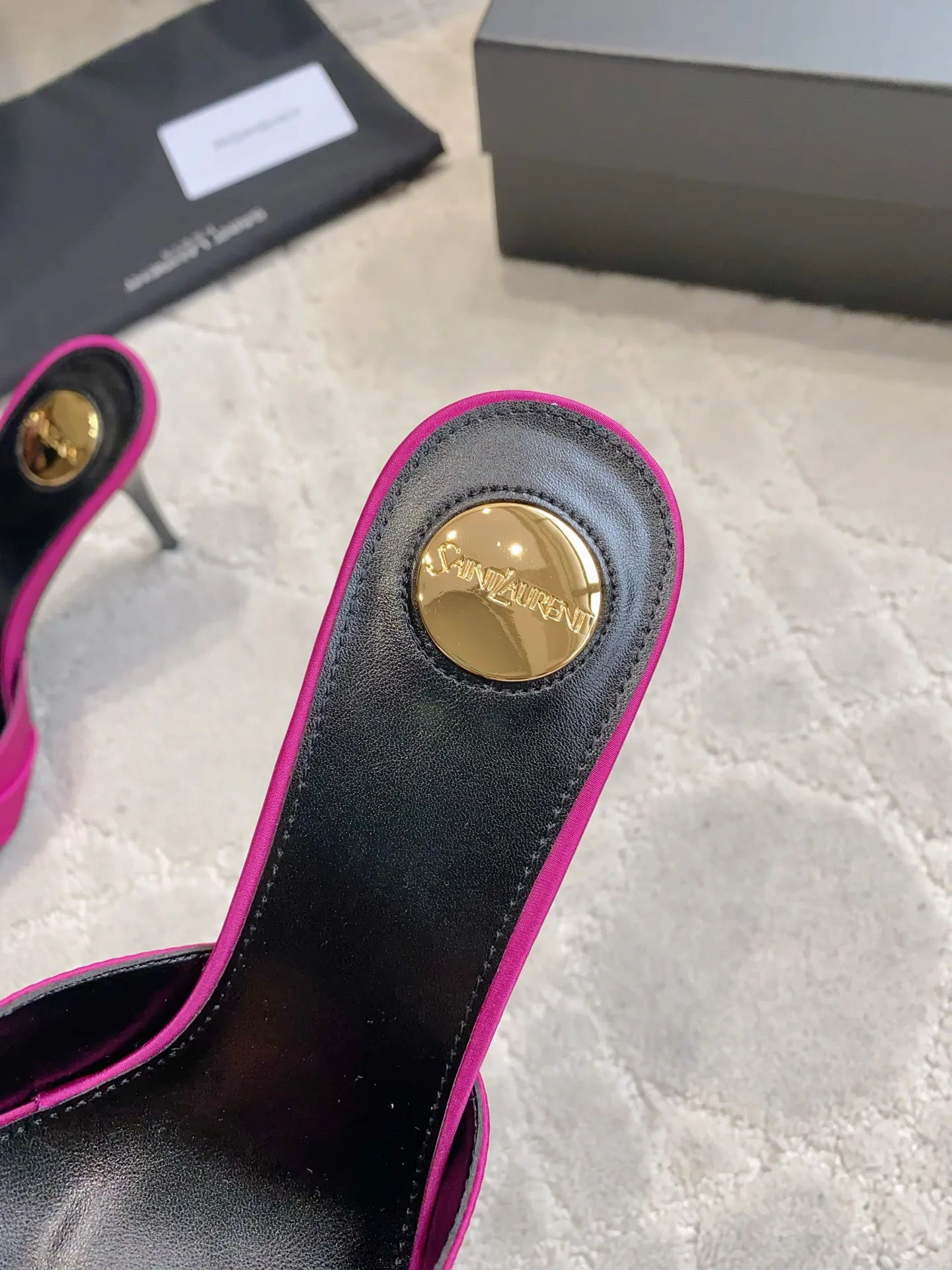 Босоножки Женские Saint Laurent 13332010
