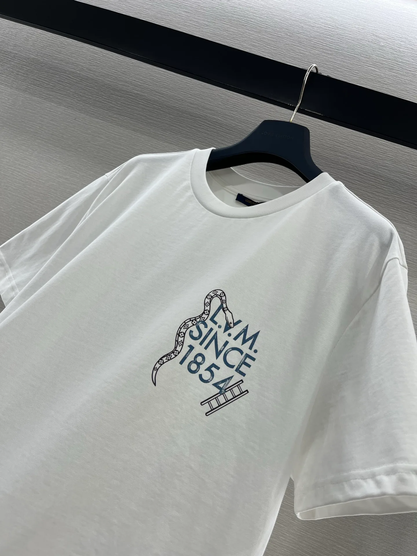 Футболки Женские Louis Vuitton 1352056