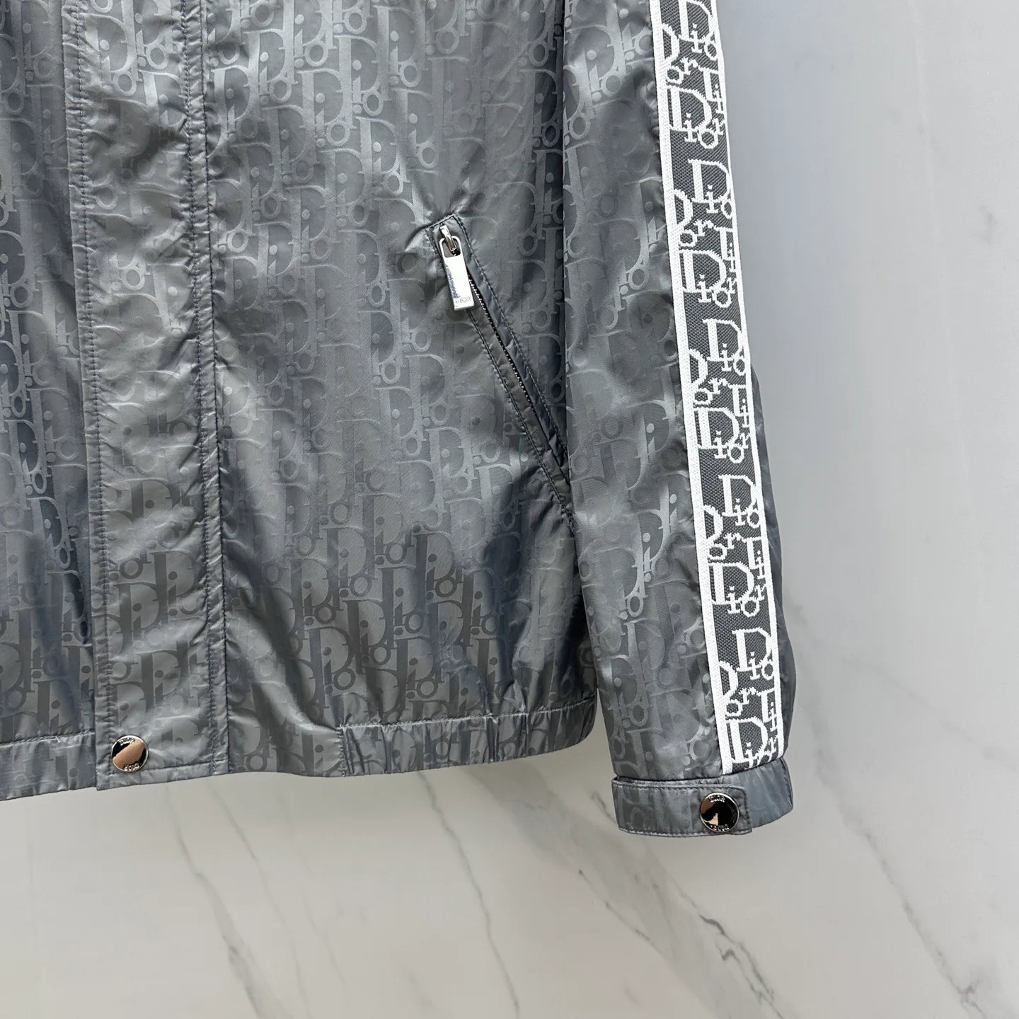 Куртки И Пуховики Мужские Christian Dior 285240